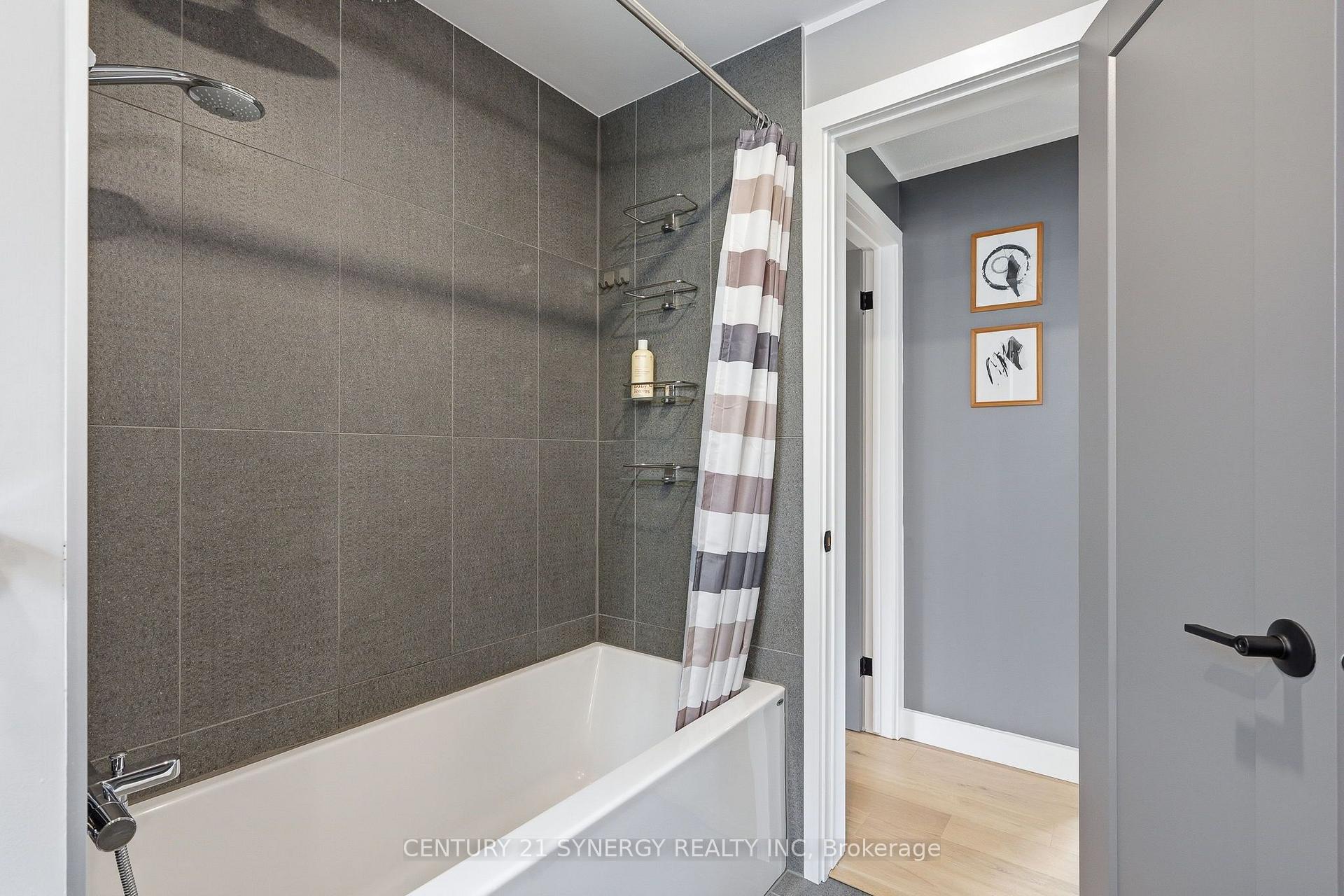 Photo 27 of 6058 Forestglen Crescent, Ottawa, Chapel Hill — HOMEH