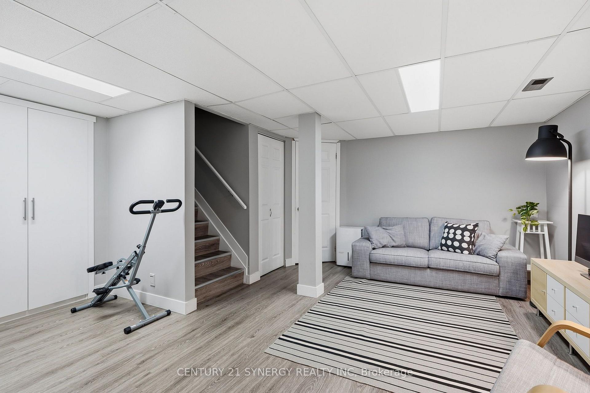 Photo 28 of 6058 Forestglen Crescent, Ottawa, Chapel Hill — HOMEH