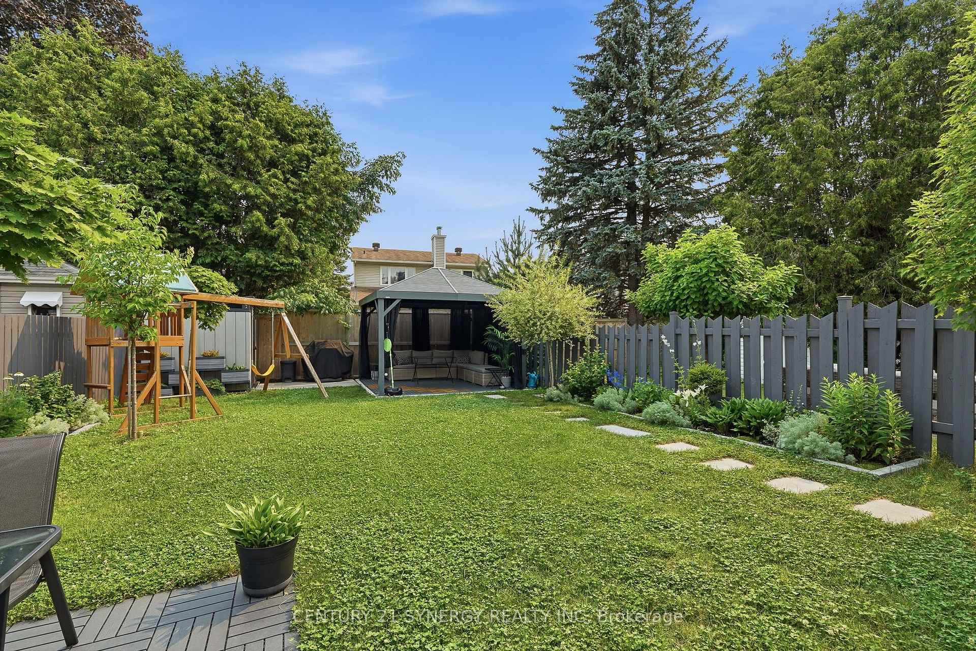 Photo 33 of 6058 Forestglen Crescent, Ottawa, Chapel Hill — HOMEH