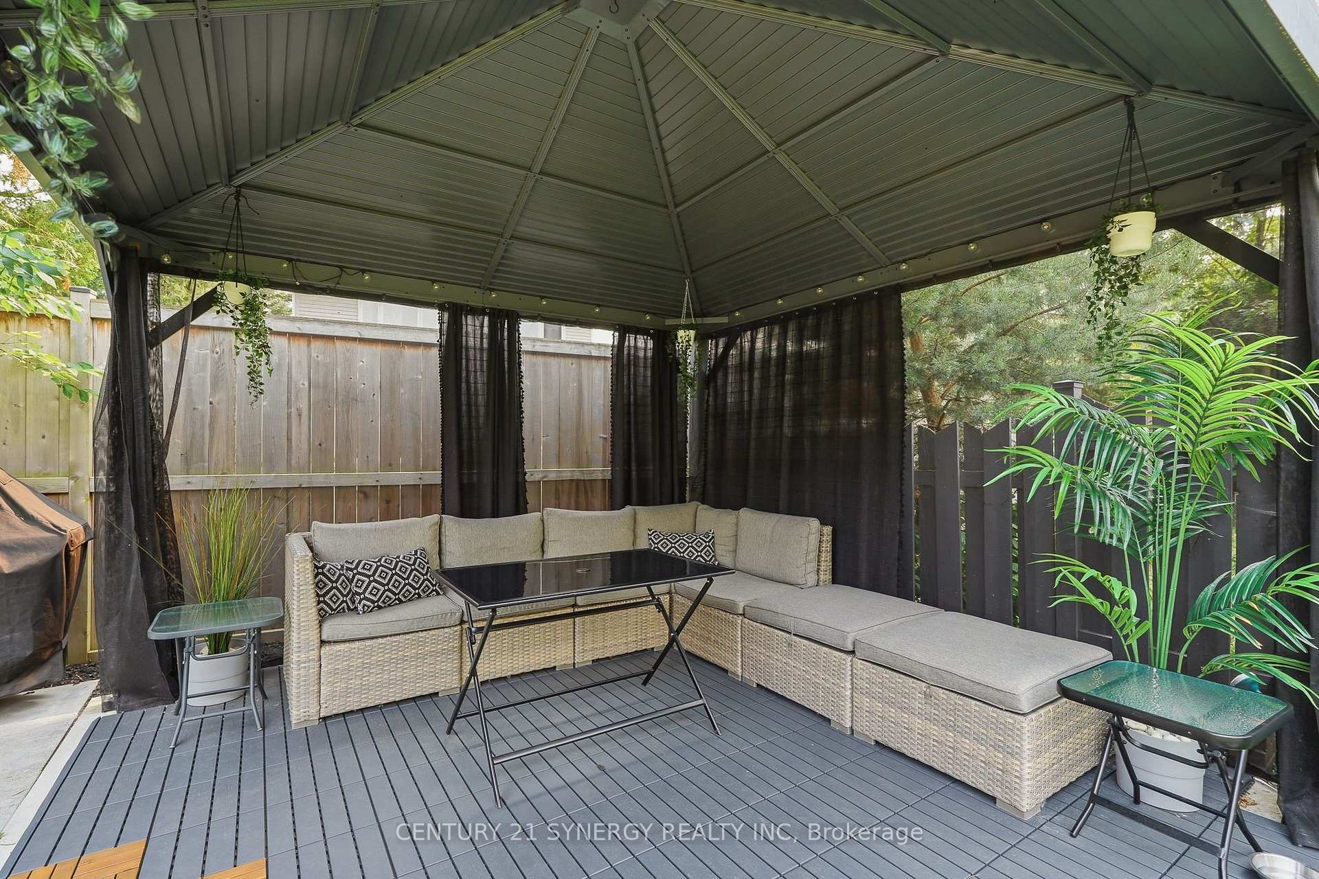 Photo 35 of 6058 Forestglen Crescent, Ottawa, Chapel Hill — HOMEH