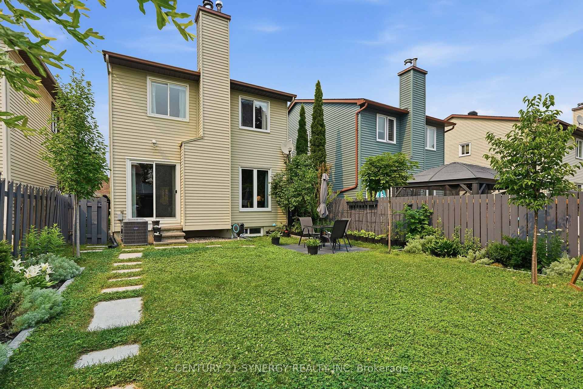 Photo 36 of 6058 Forestglen Crescent, Ottawa, Chapel Hill — HOMEH