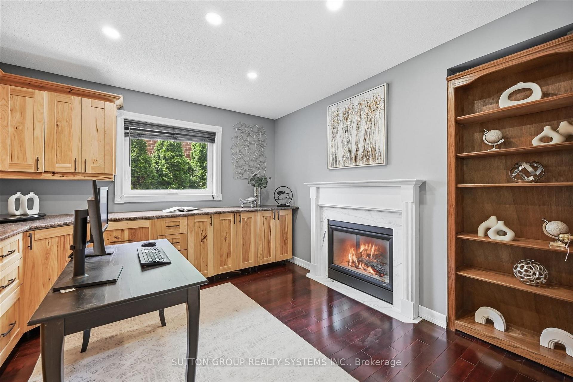 Photo 16 of 7 Arnhem Court, Hamilton, Waterdown — HOMEH