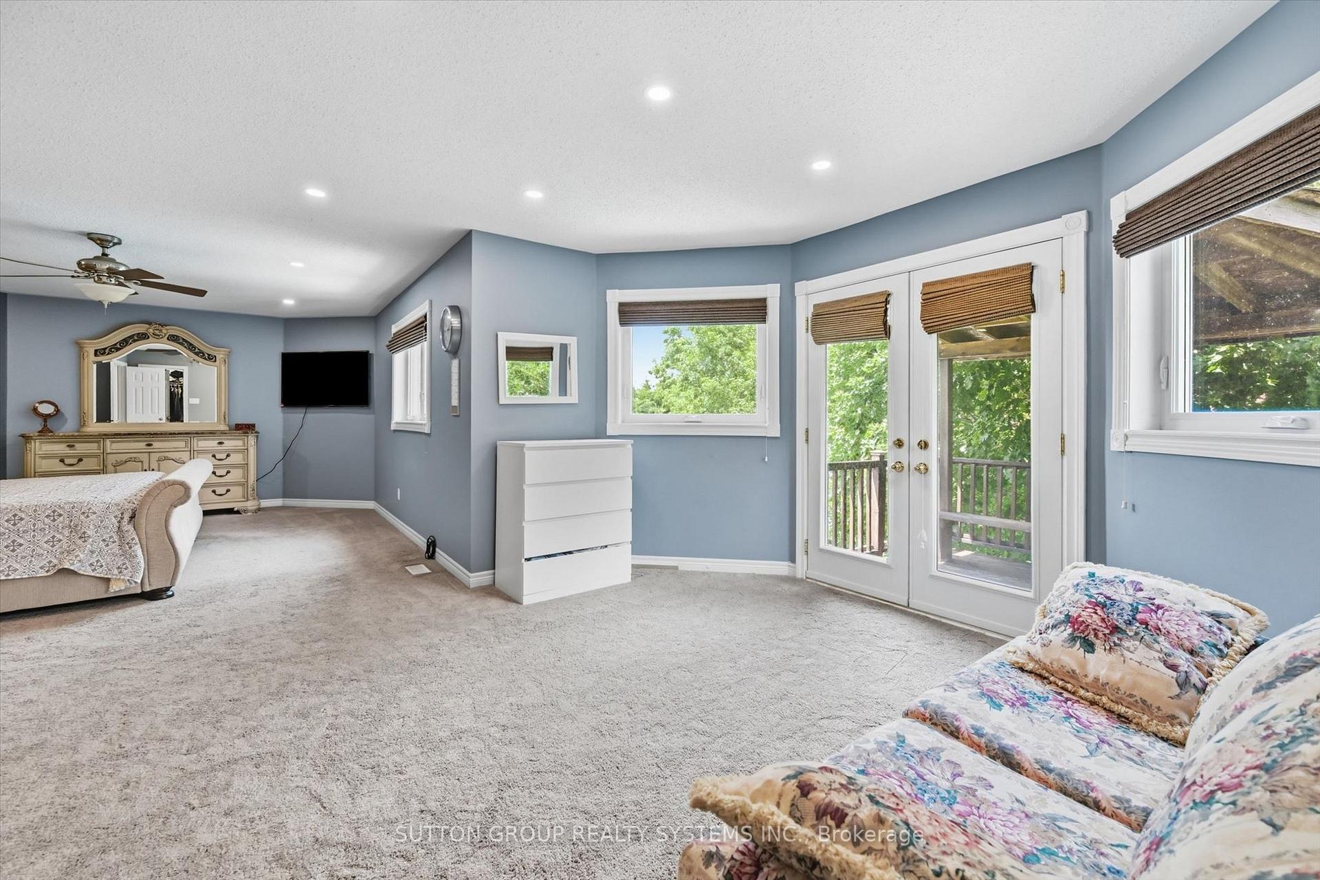 Photo 23 of 7 Arnhem Court, Hamilton, Waterdown — HOMEH
