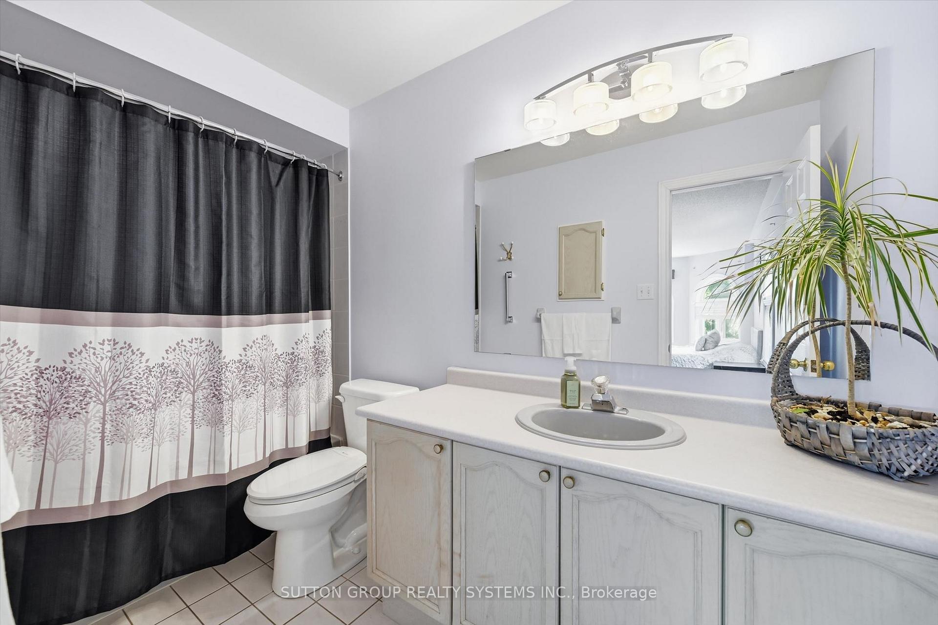 Photo 31 of 7 Arnhem Court, Hamilton, Waterdown — HOMEH