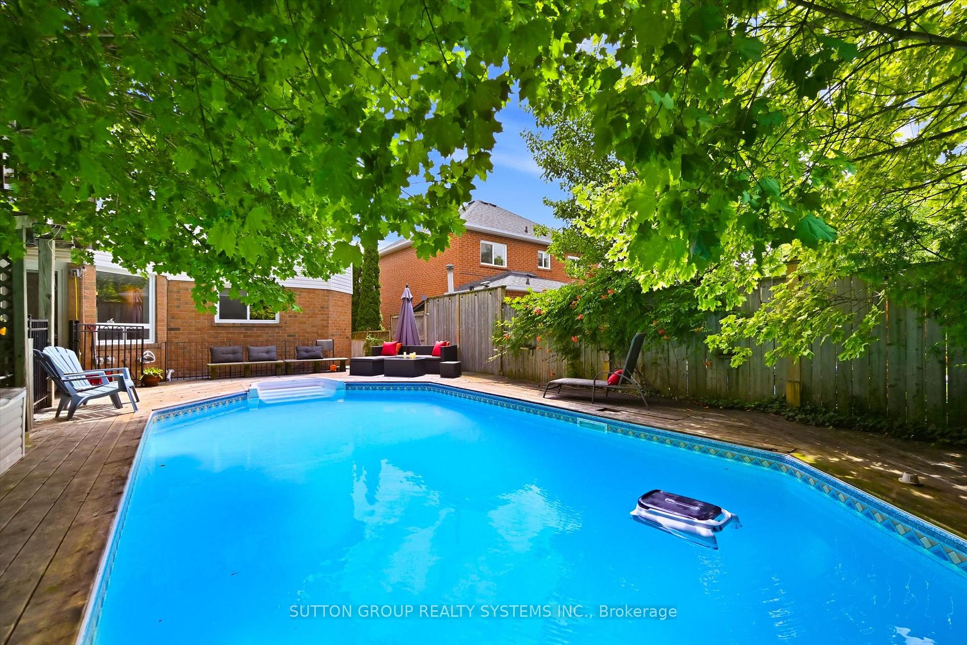 Photo 43 of 7 Arnhem Court, Hamilton, Waterdown — HOMEH