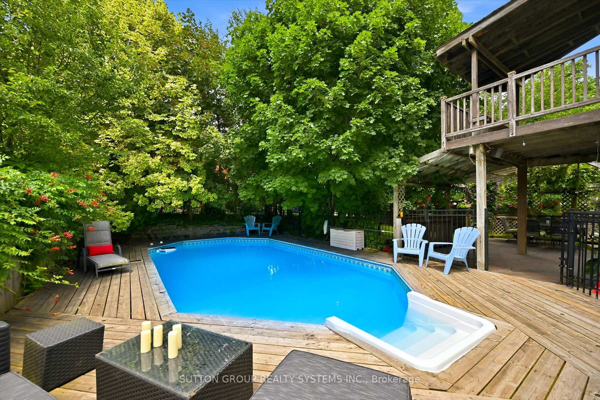 Photo 44 of 7 Arnhem Court, Hamilton, Waterdown — HOMEH