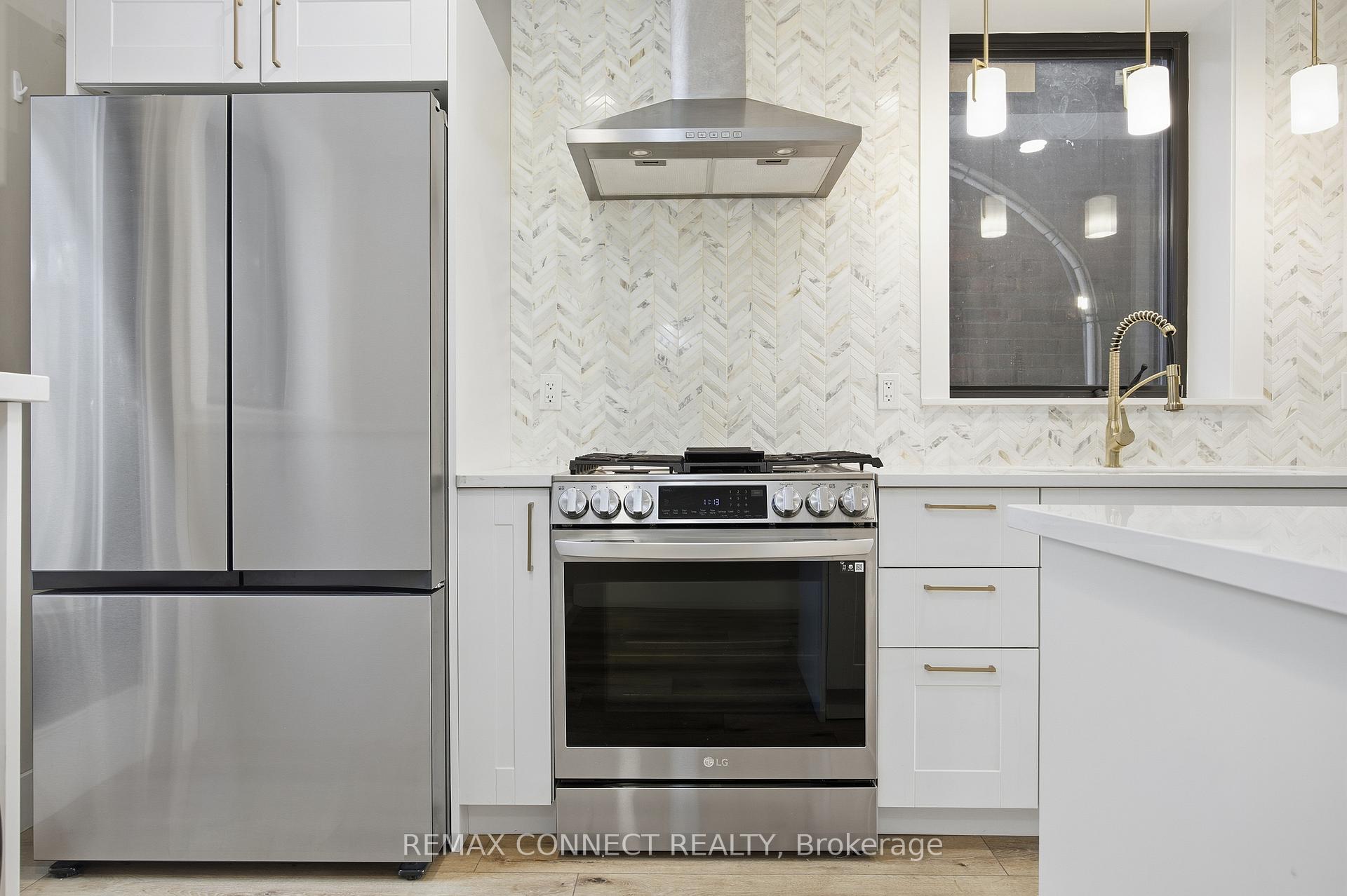 Photo 18 of 16 Rosemount Avenue, Toronto, Wychwood — HOMEH