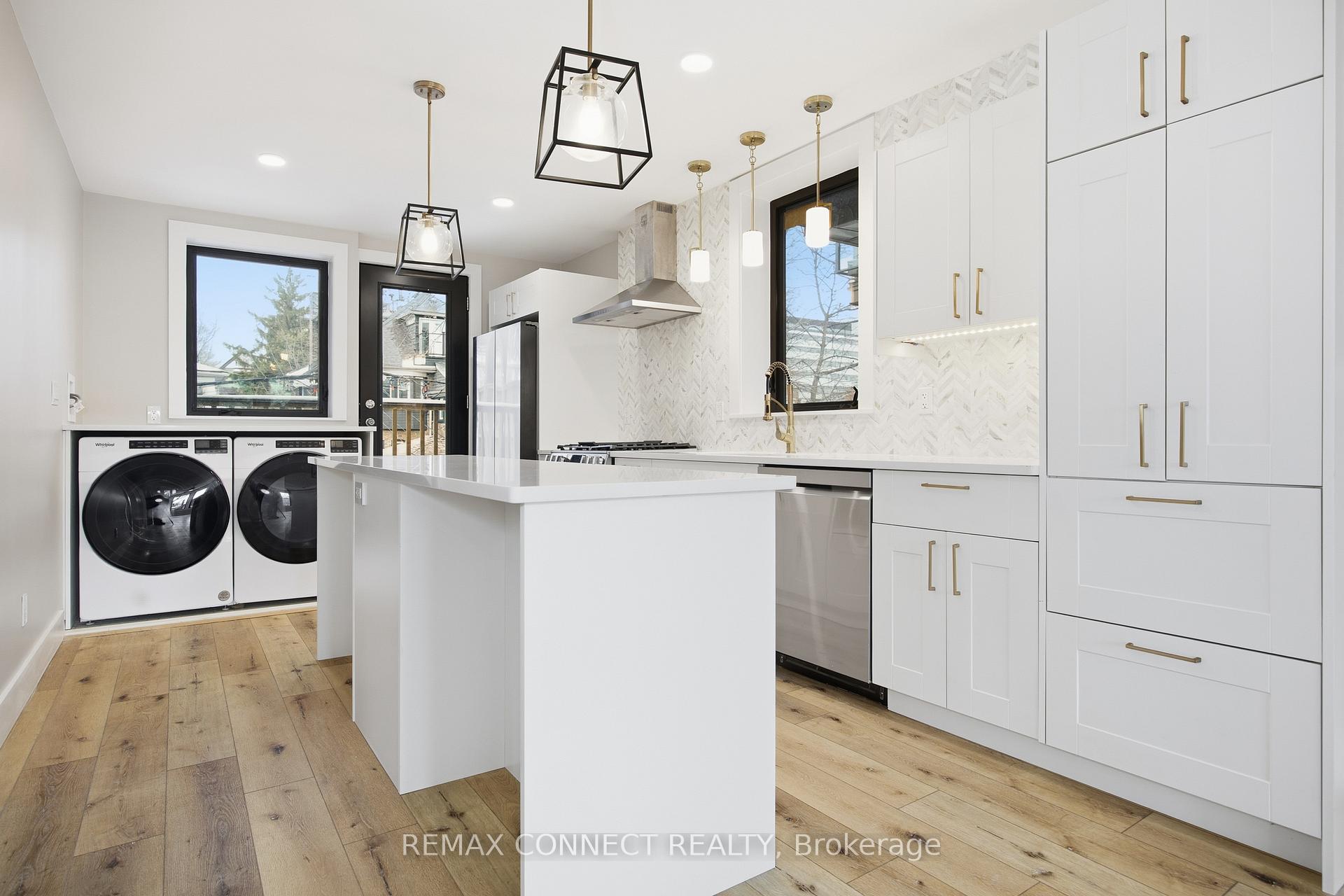 Photo 19 of 16 Rosemount Avenue, Toronto, Wychwood — HOMEH