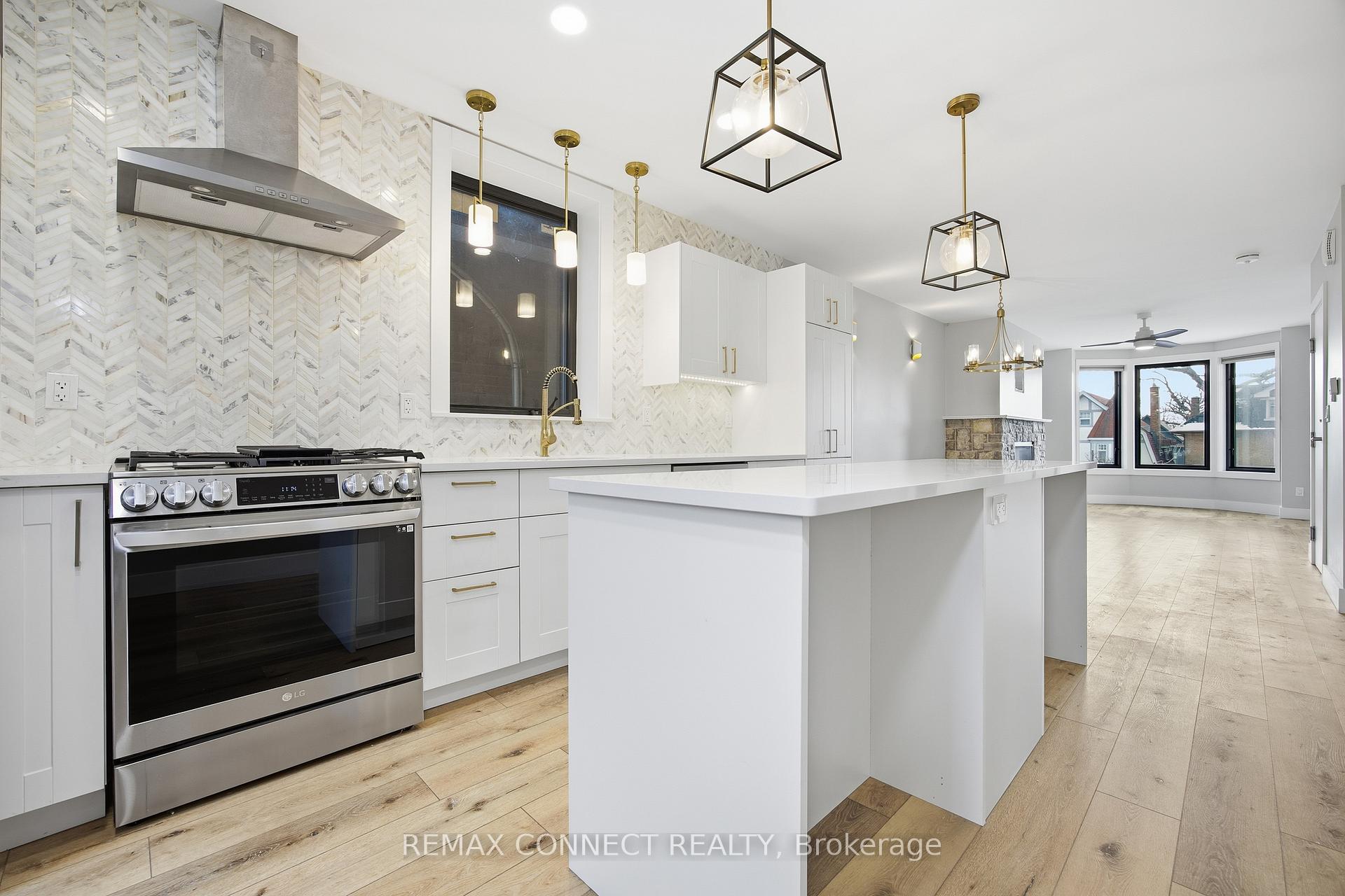 Photo 20 of 16 Rosemount Avenue, Toronto, Wychwood — HOMEH