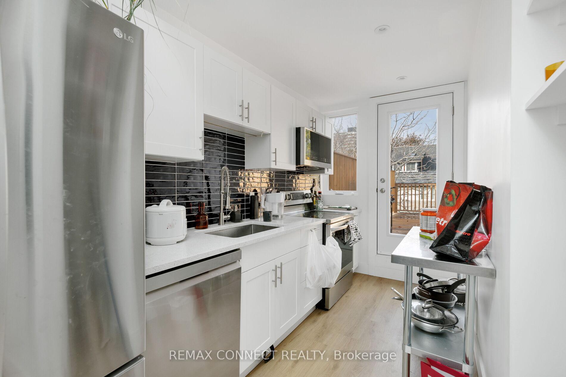 Photo 39 of 16 Rosemount Avenue, Toronto, Wychwood — HOMEH