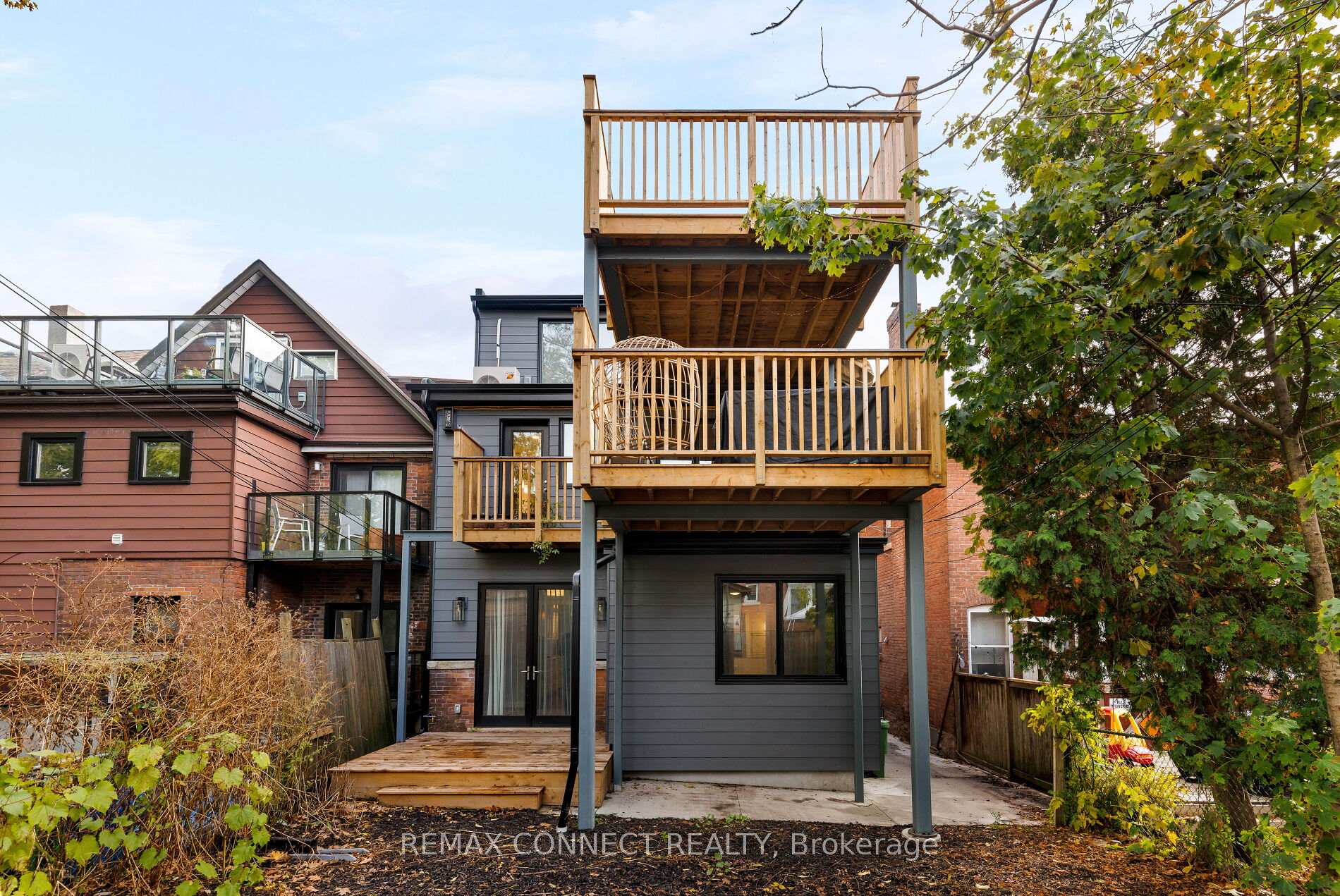 Photo 48 of 16 Rosemount Avenue, Toronto, Wychwood — HOMEH