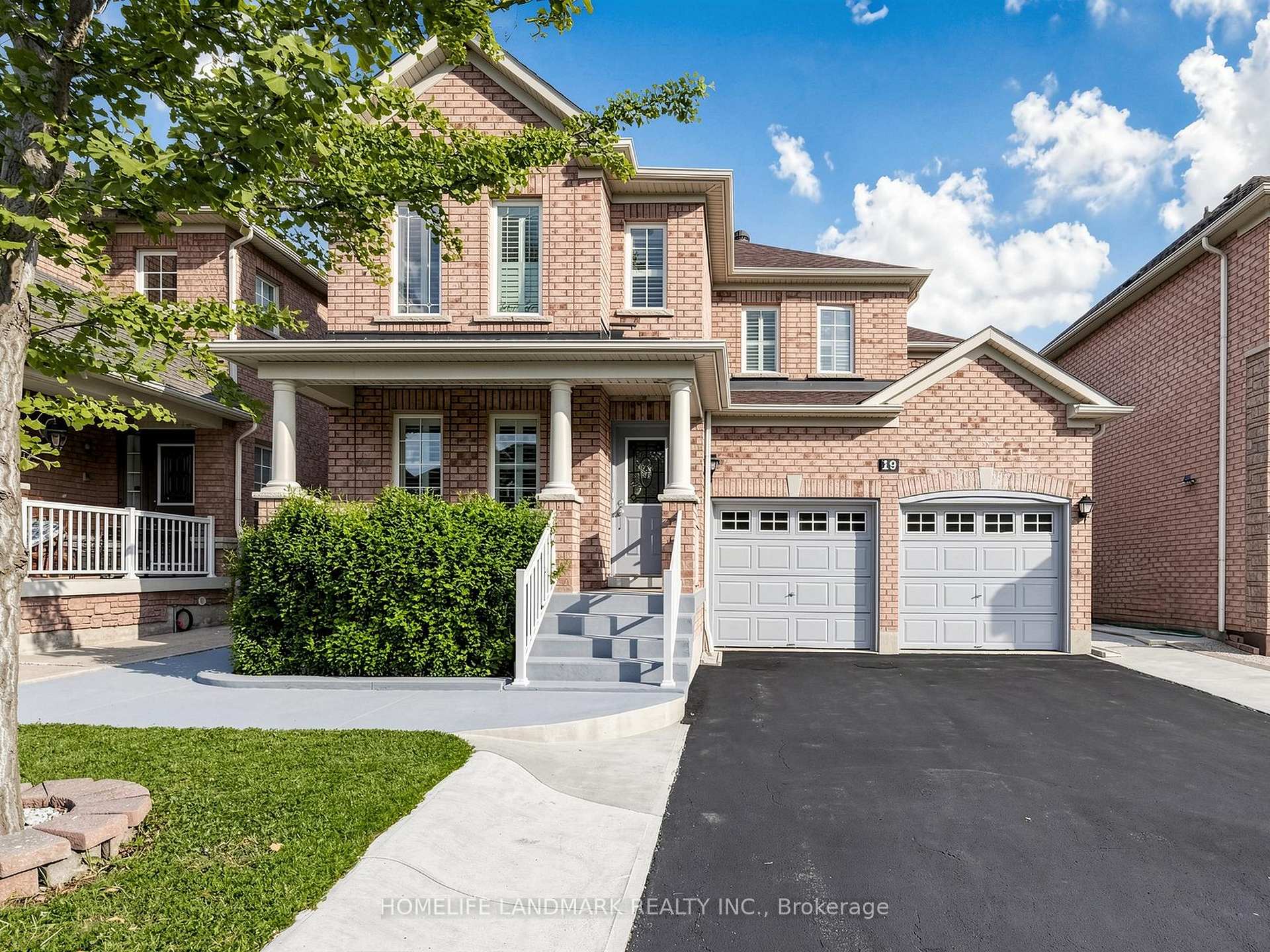 Photo 1 of 19 Citronella Lane, Brampton, Sandringham-Wellington — HOMEH