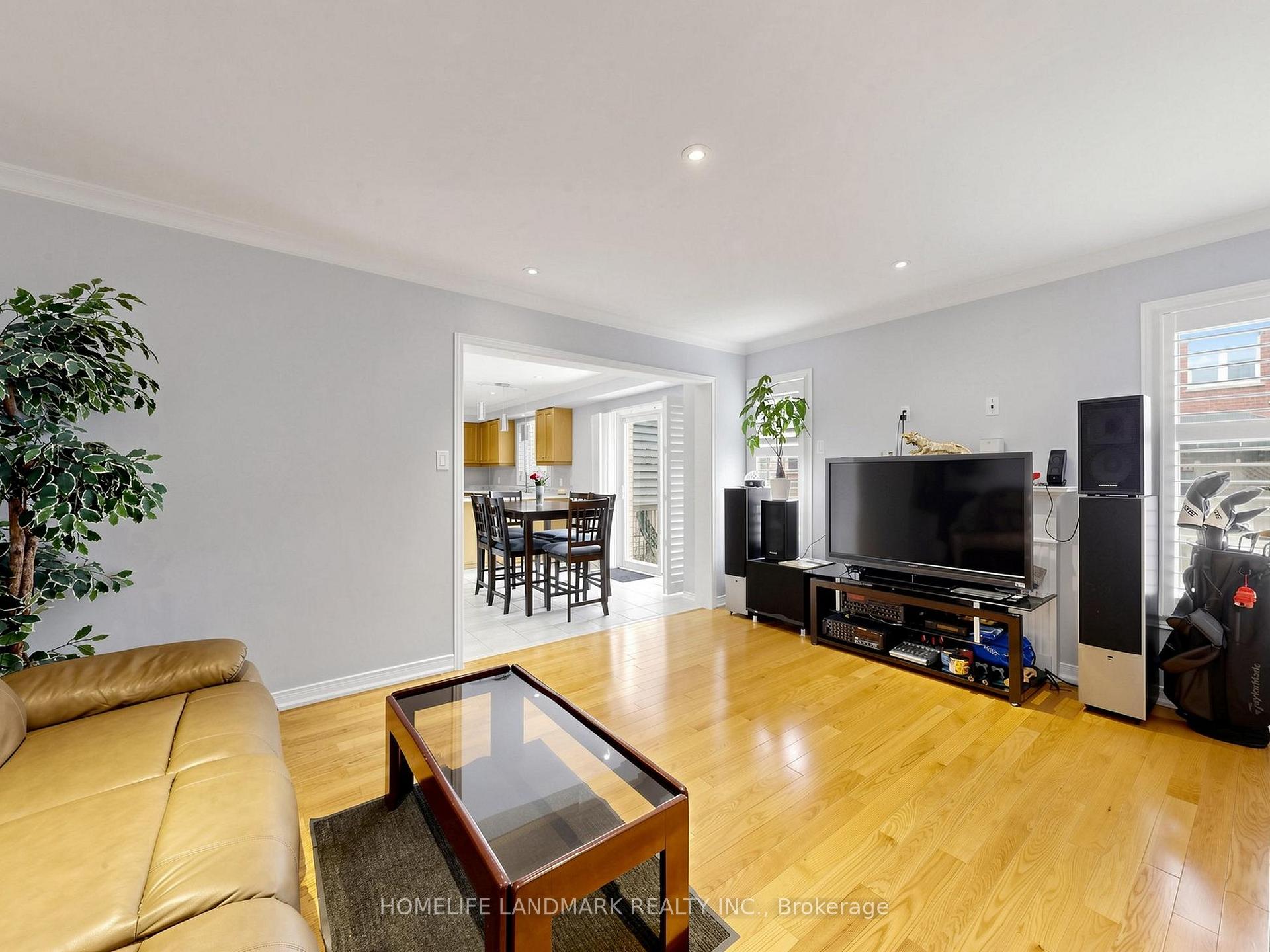 Photo 12 of 19 Citronella Lane, Brampton, Sandringham-Wellington — HOMEH