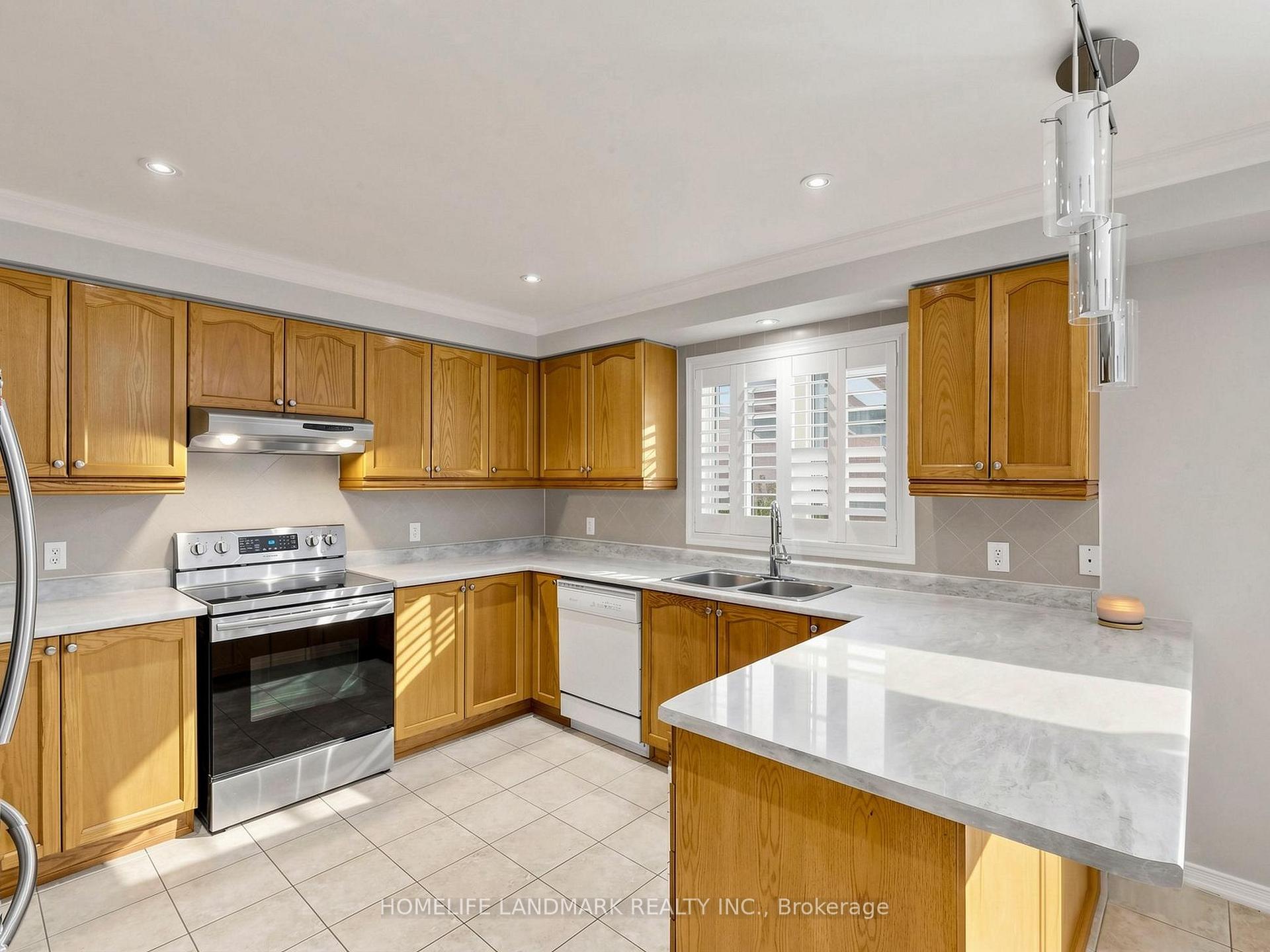 Photo 17 of 19 Citronella Lane, Brampton, Sandringham-Wellington — HOMEH