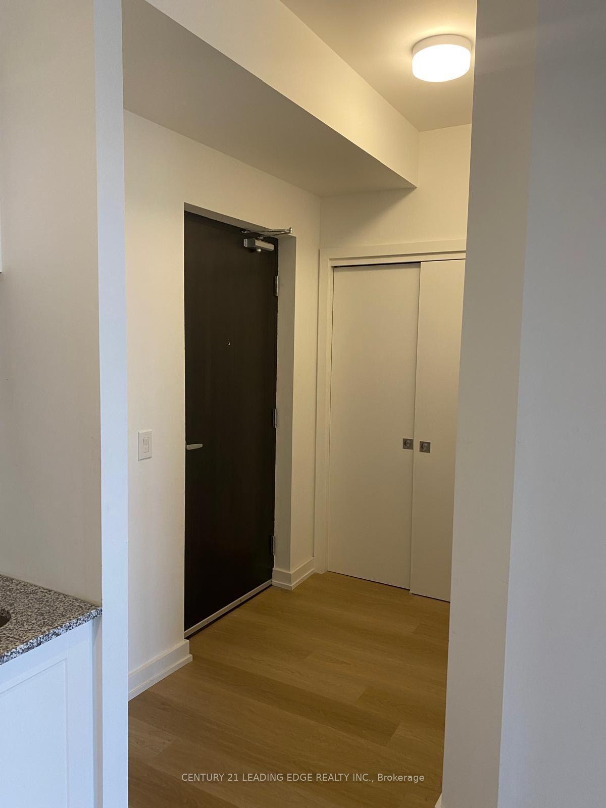 Photo 2 of Unit 220, 430 Essa Road, Barrie, Holly — HOMEH