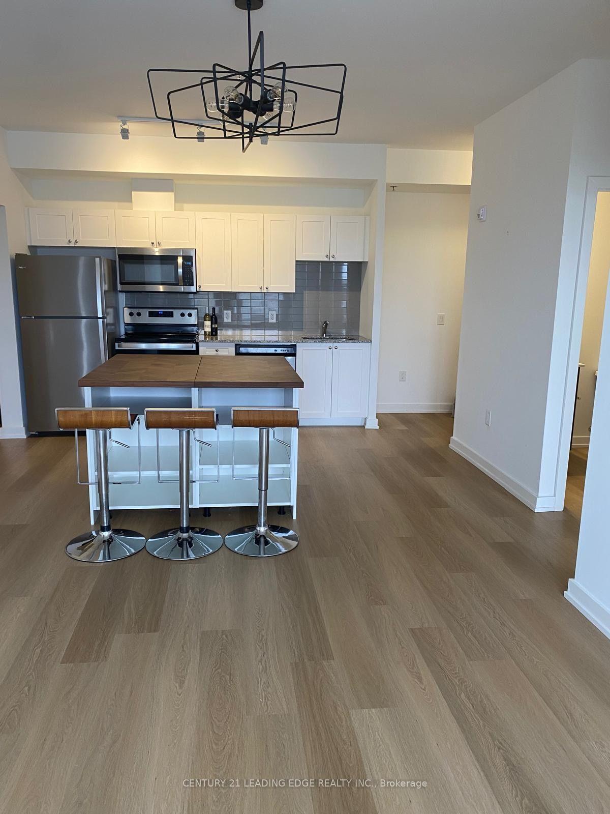 Photo 3 of Unit 220, 430 Essa Road, Barrie, Holly — HOMEH