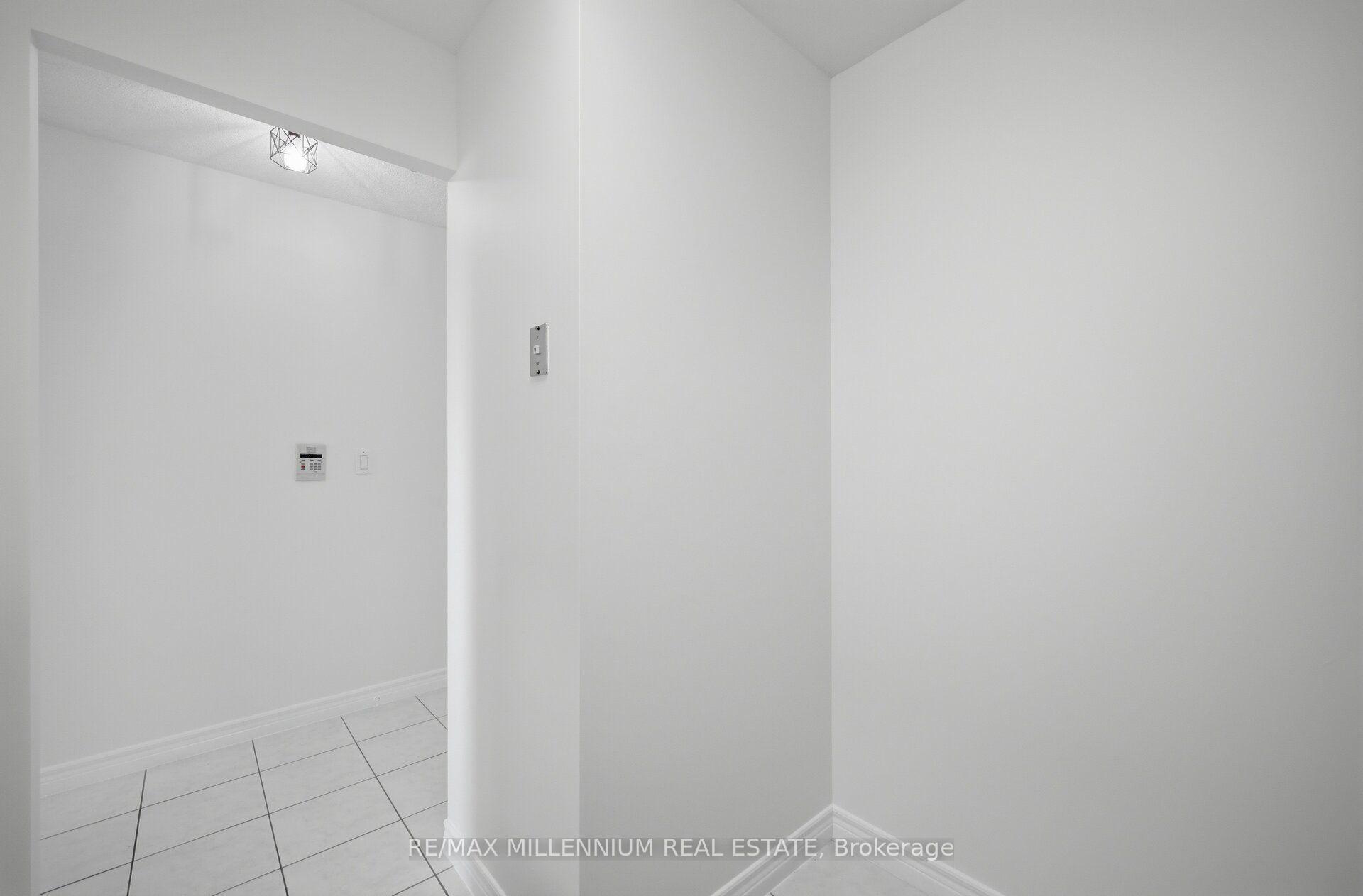 Photo 11 of Unit 1532, 68 Corporate Drive, Scarborough, Woburn — HOMEH