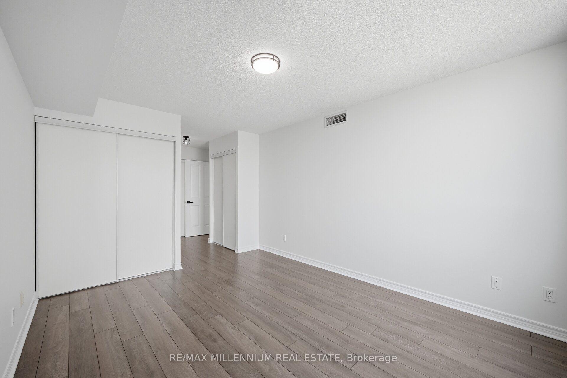 Photo 21 of Unit 1532, 68 Corporate Drive, Scarborough, Woburn — HOMEH