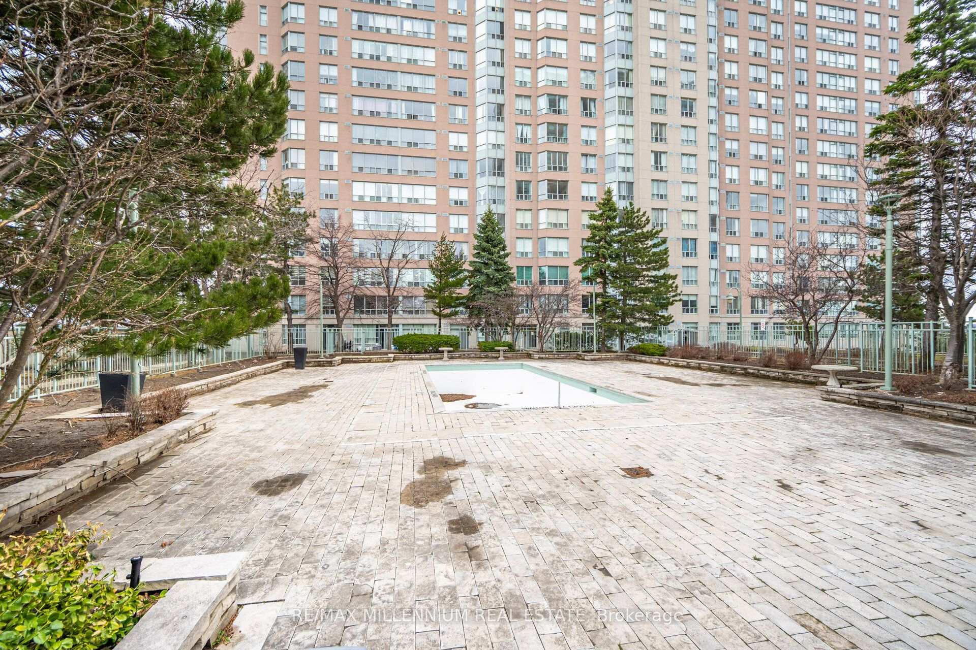 Photo 48 of Unit 1532, 68 Corporate Drive, Scarborough, Woburn — HOMEH