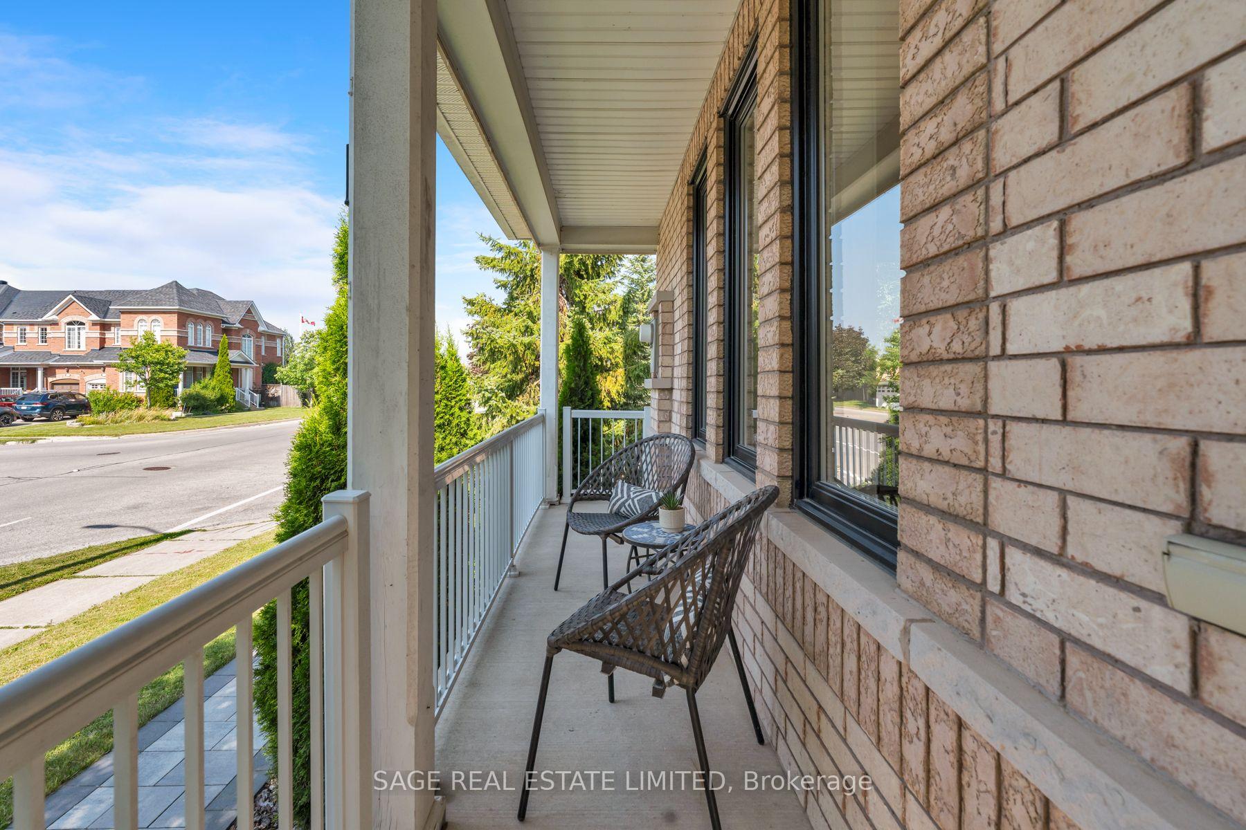 Photo 3 of 51 Pedersen Drive, Aurora, Bayview Wellington — HOMEH