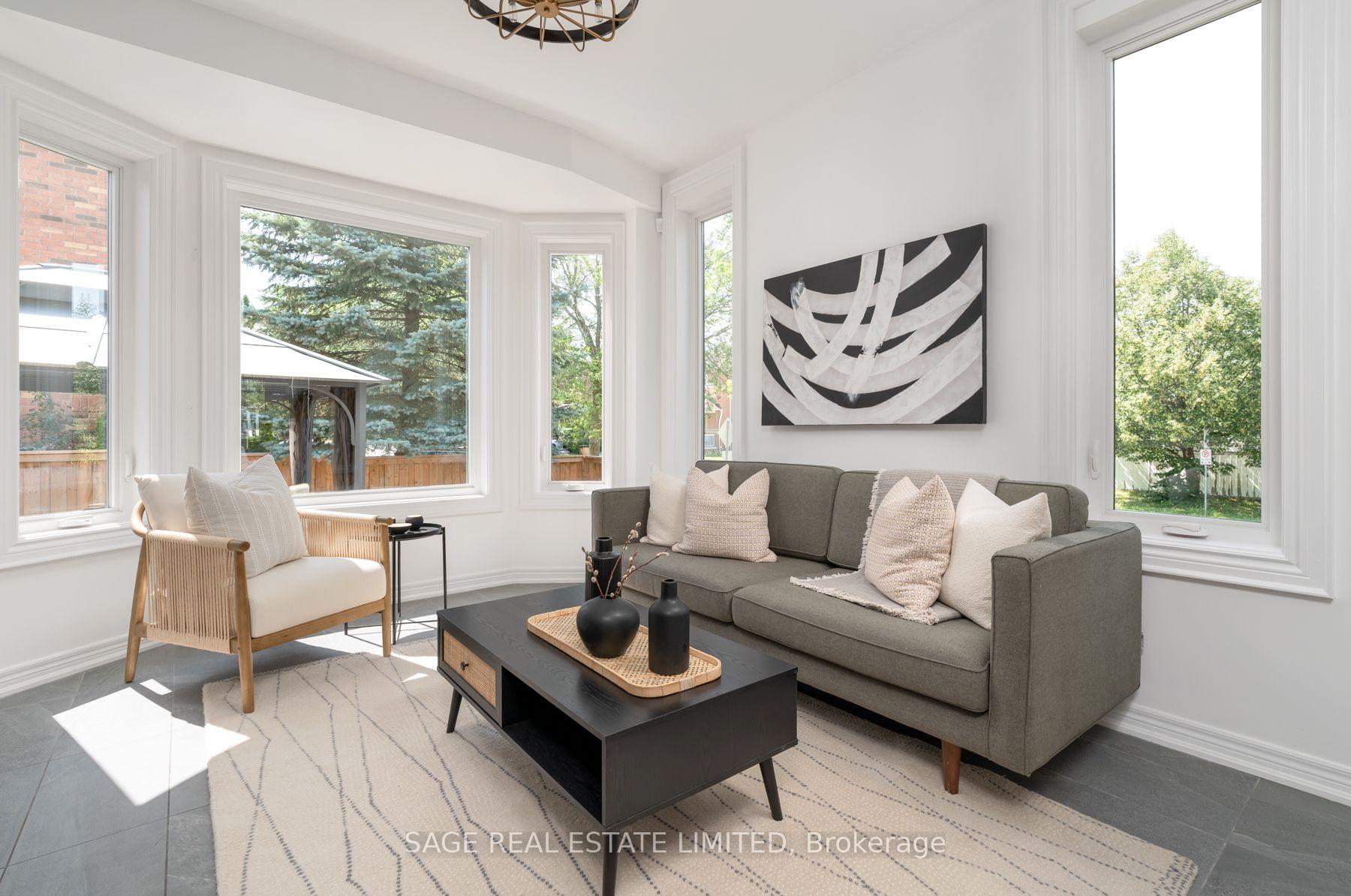 Photo 4 of 51 Pedersen Drive, Aurora, Bayview Wellington — HOMEH