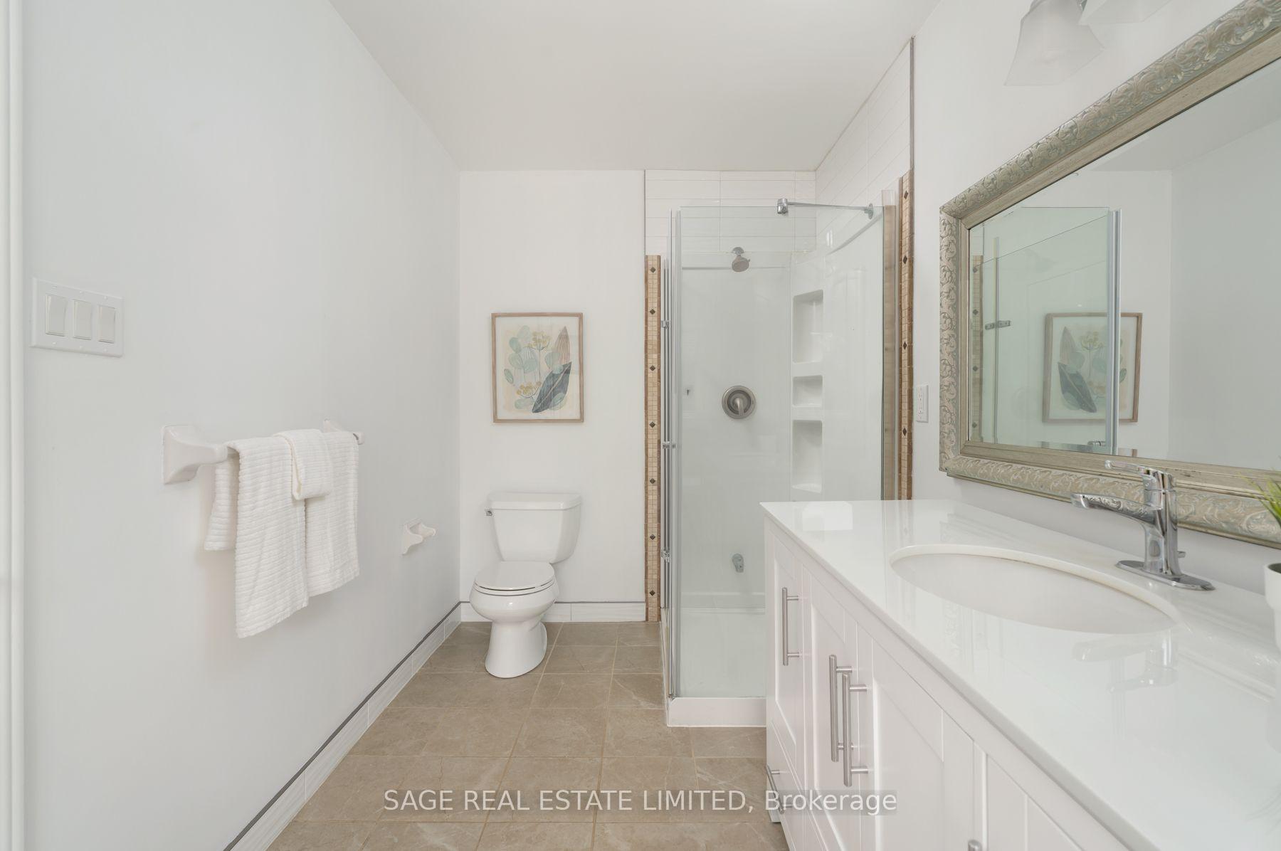 Photo 20 of 51 Pedersen Drive, Aurora, Bayview Wellington — HOMEH