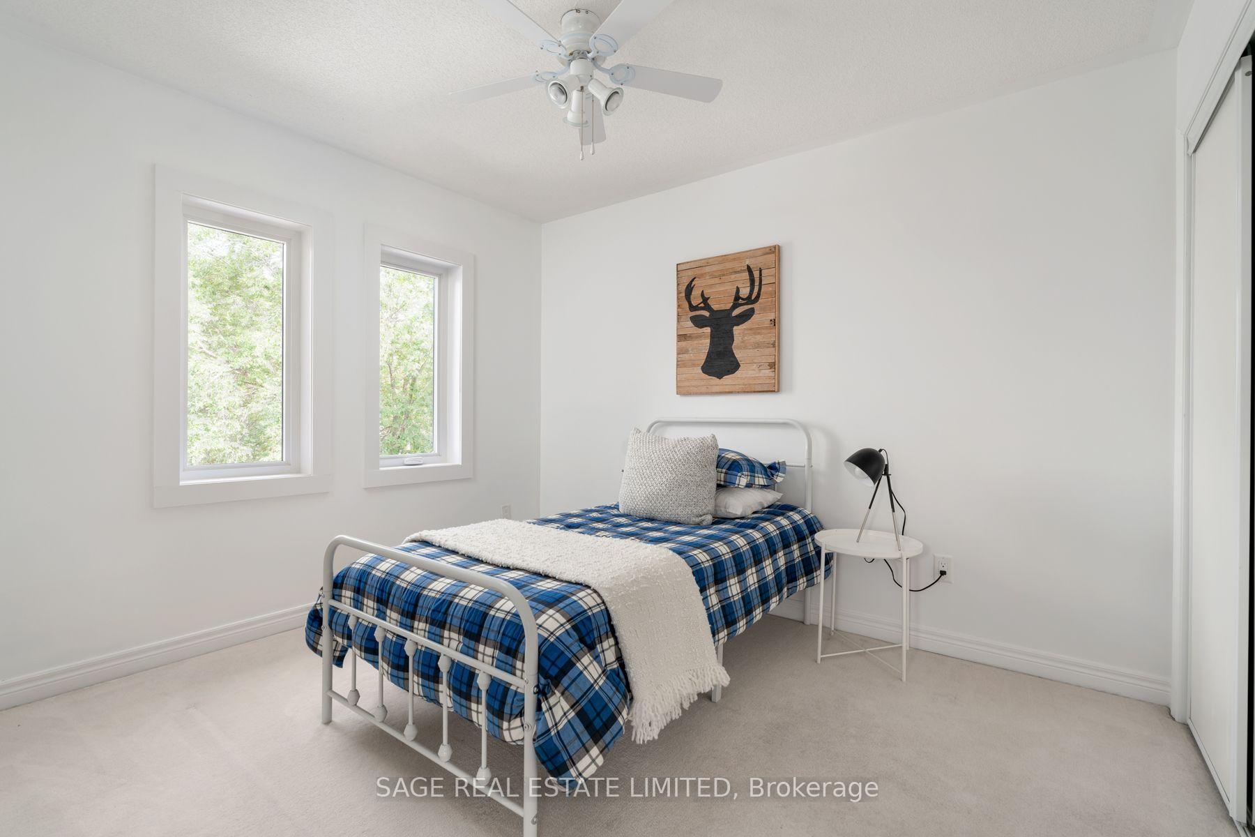 Photo 24 of 51 Pedersen Drive, Aurora, Bayview Wellington — HOMEH