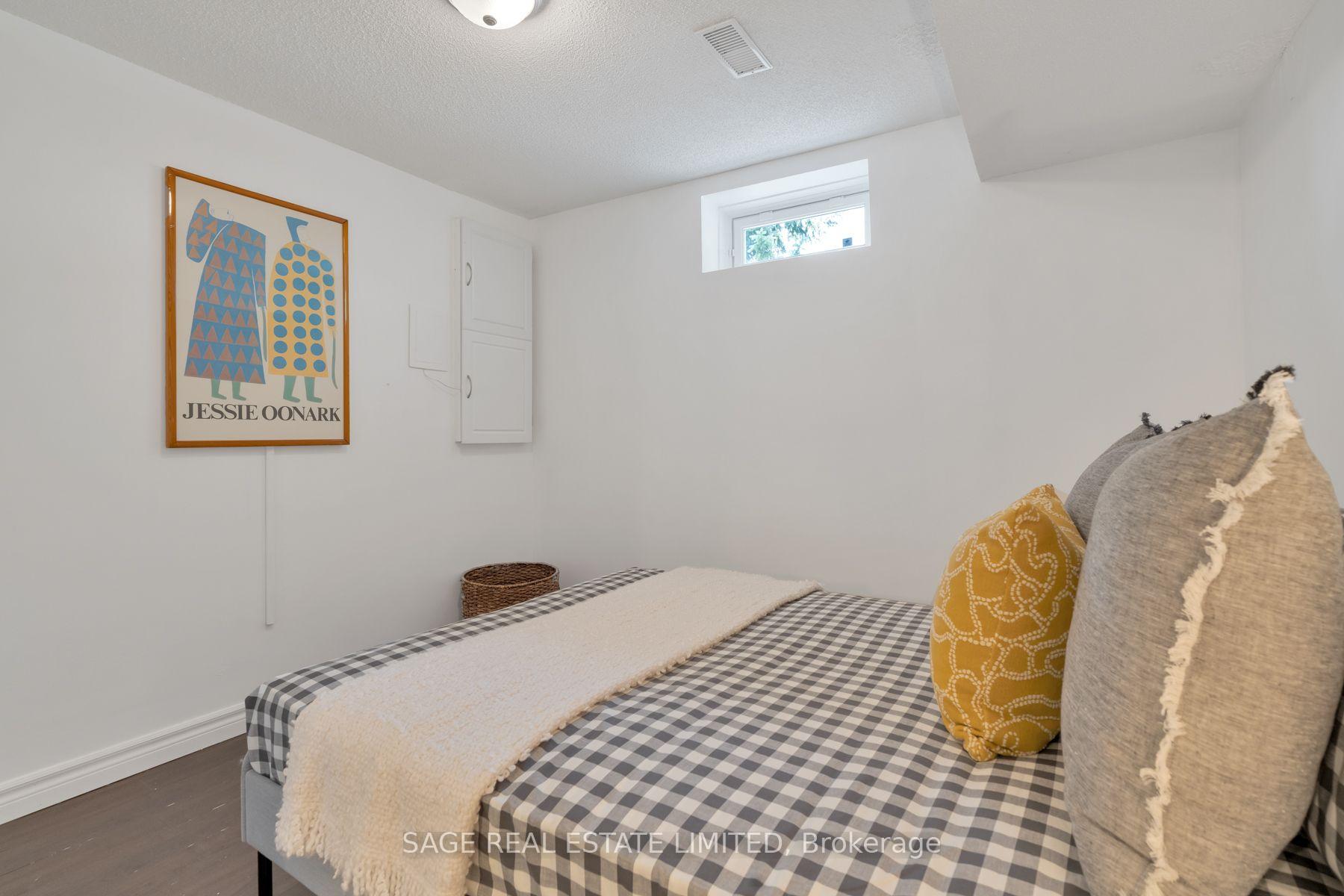 Photo 29 of 51 Pedersen Drive, Aurora, Bayview Wellington — HOMEH