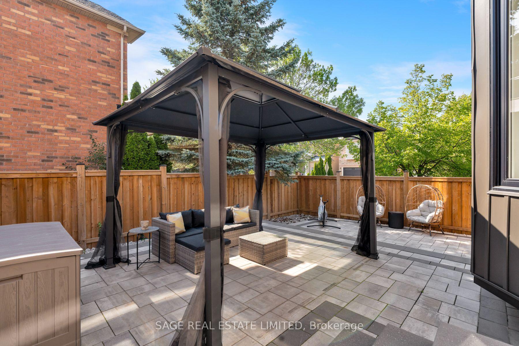 Photo 33 of 51 Pedersen Drive, Aurora, Bayview Wellington — HOMEH