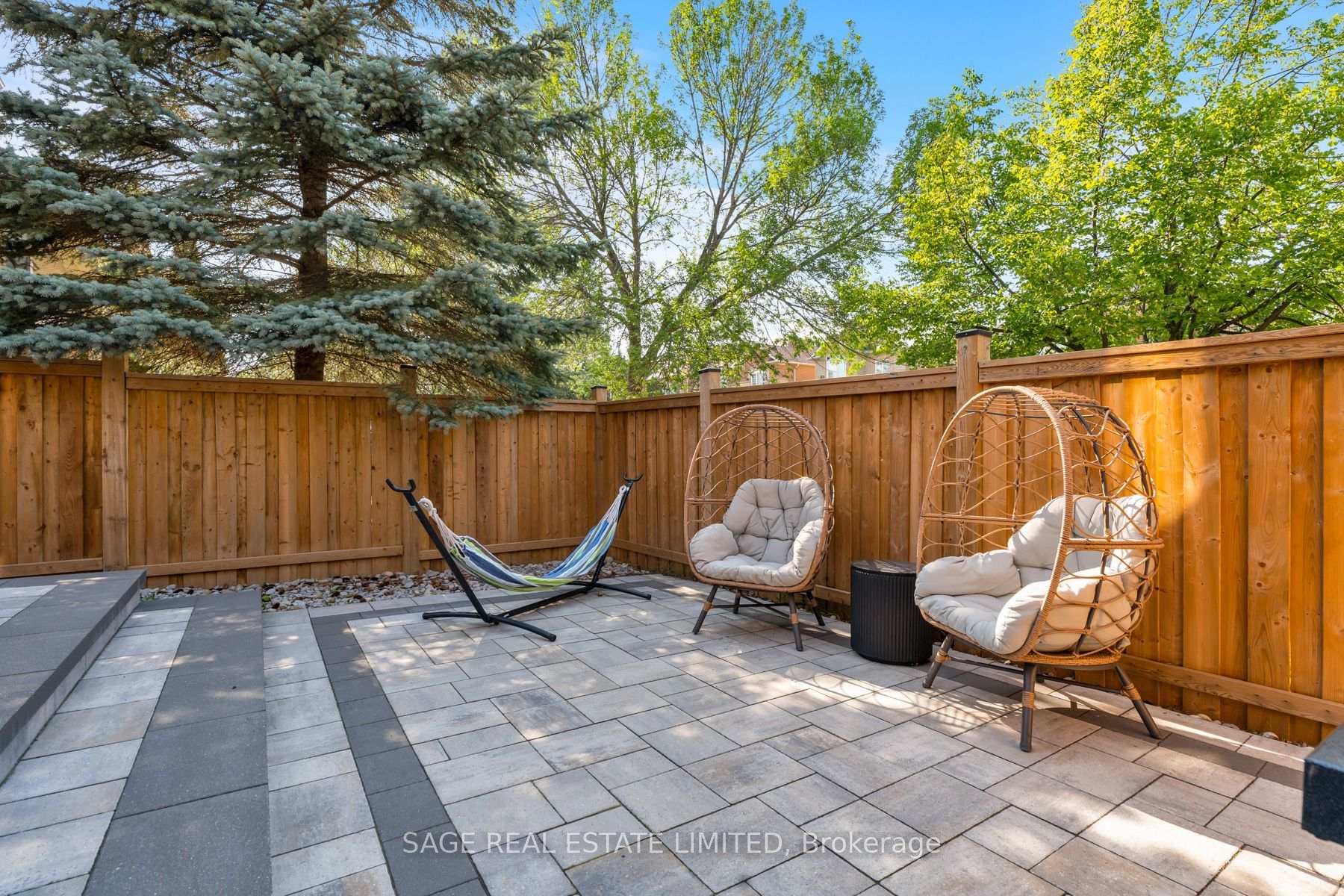 Photo 34 of 51 Pedersen Drive, Aurora, Bayview Wellington — HOMEH