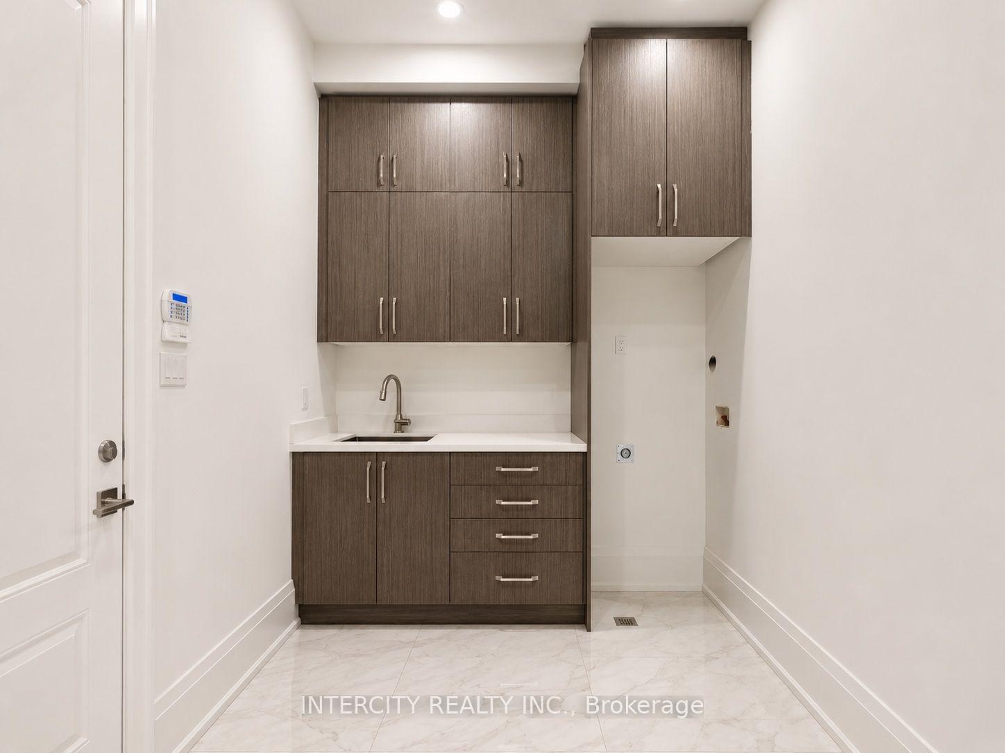 Photo 48 of 16 Creedmore Court, Vaughan, Kleinburg — HOMEH