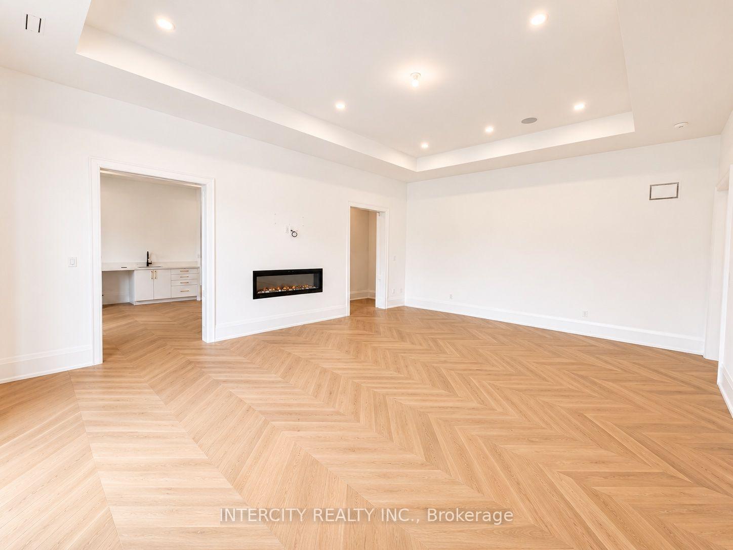 Photo 26 of 16 Creedmore Court, Vaughan, Kleinburg — HOMEH