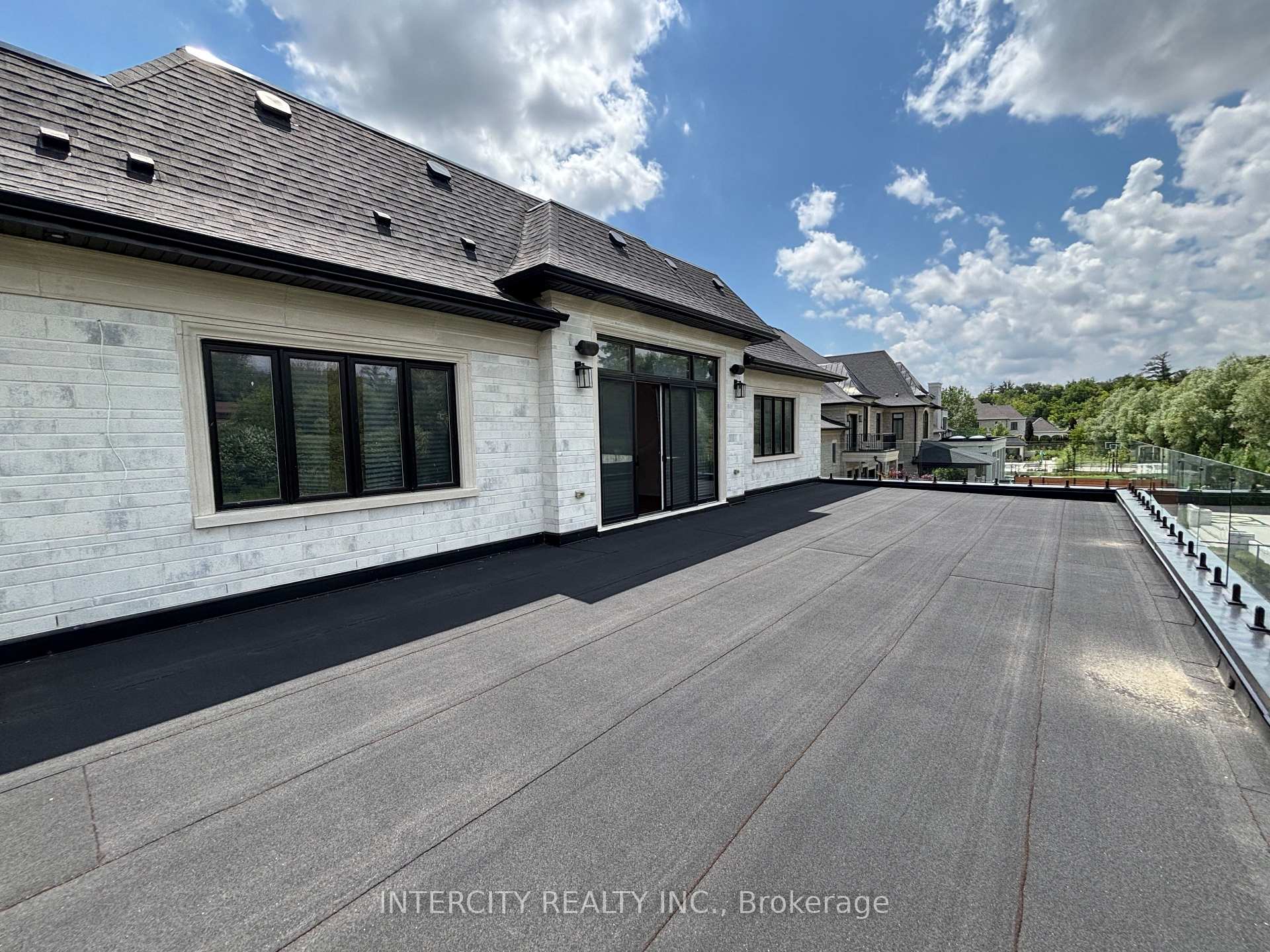 Photo 31 of 16 Creedmore Court, Vaughan, Kleinburg — HOMEH