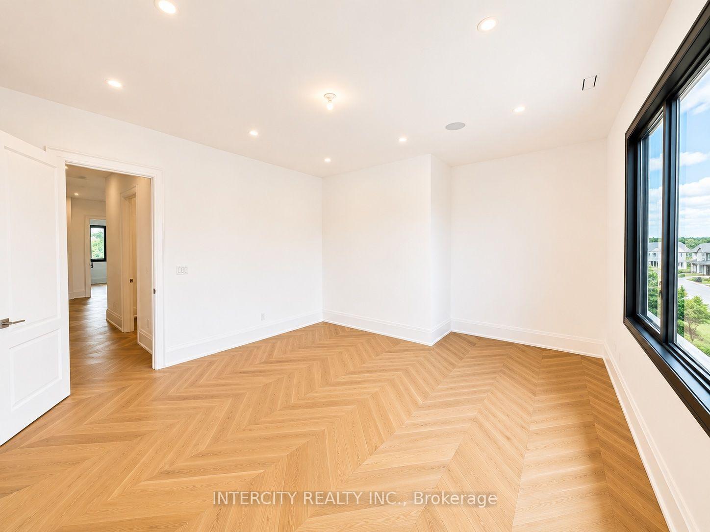 Photo 34 of 16 Creedmore Court, Vaughan, Kleinburg — HOMEH