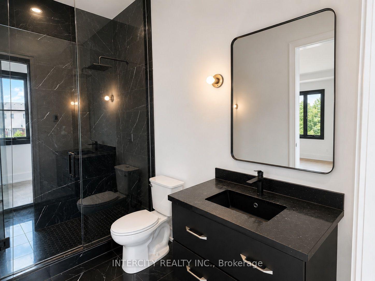 Photo 50 of 16 Creedmore Court, Vaughan, Kleinburg — HOMEH