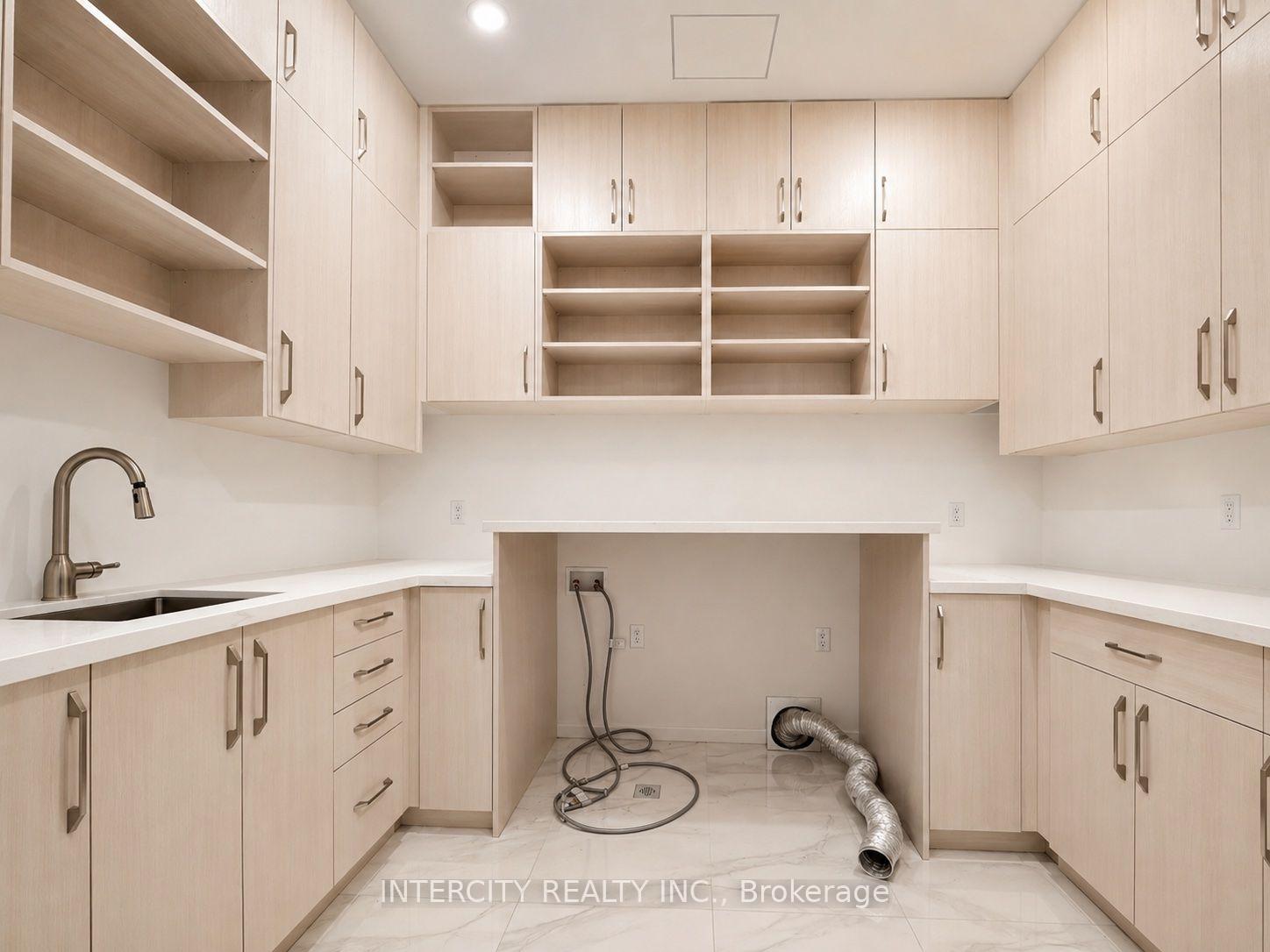 Photo 39 of 16 Creedmore Court, Vaughan, Kleinburg — HOMEH