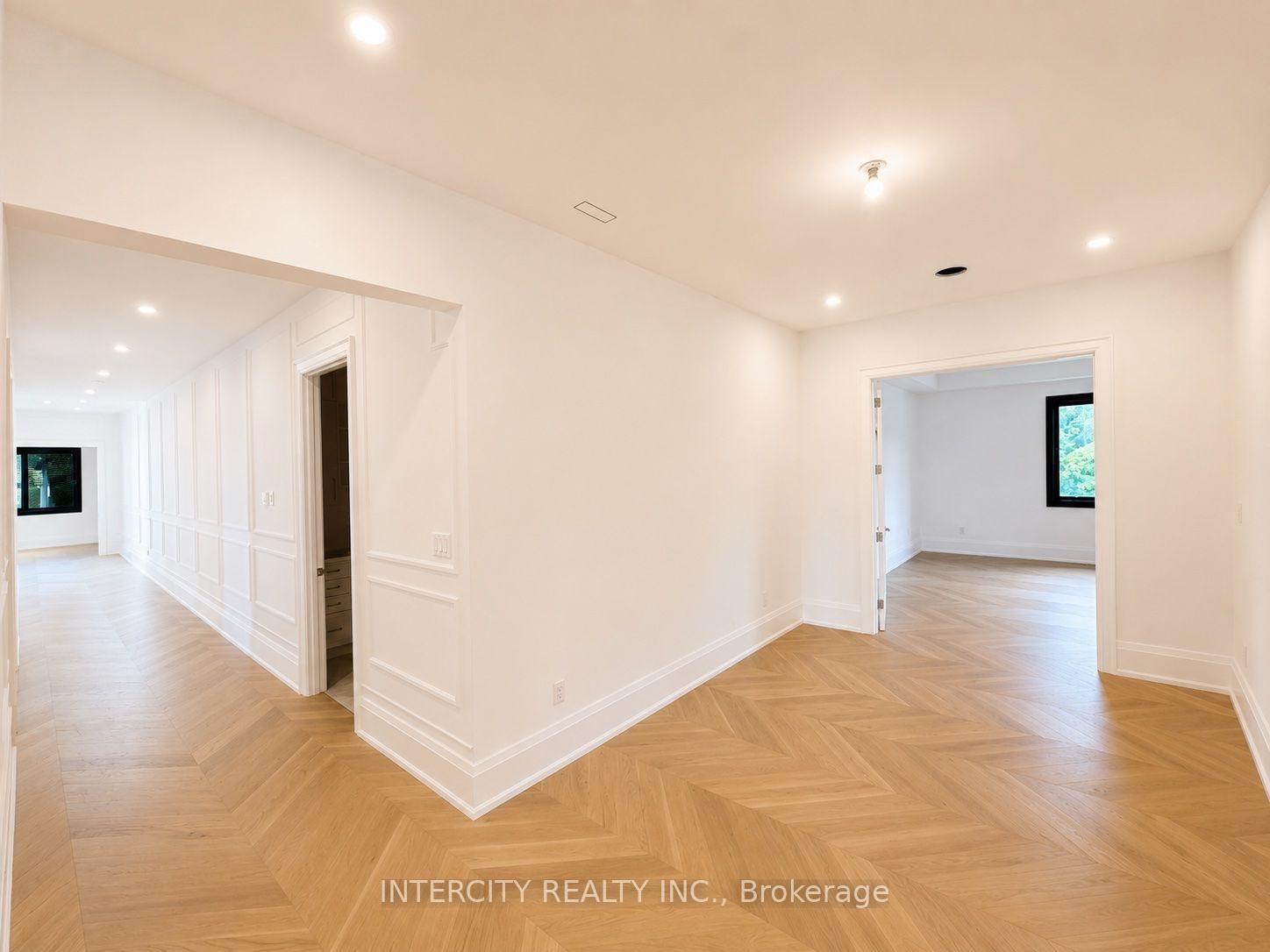 Photo 40 of 16 Creedmore Court, Vaughan, Kleinburg — HOMEH