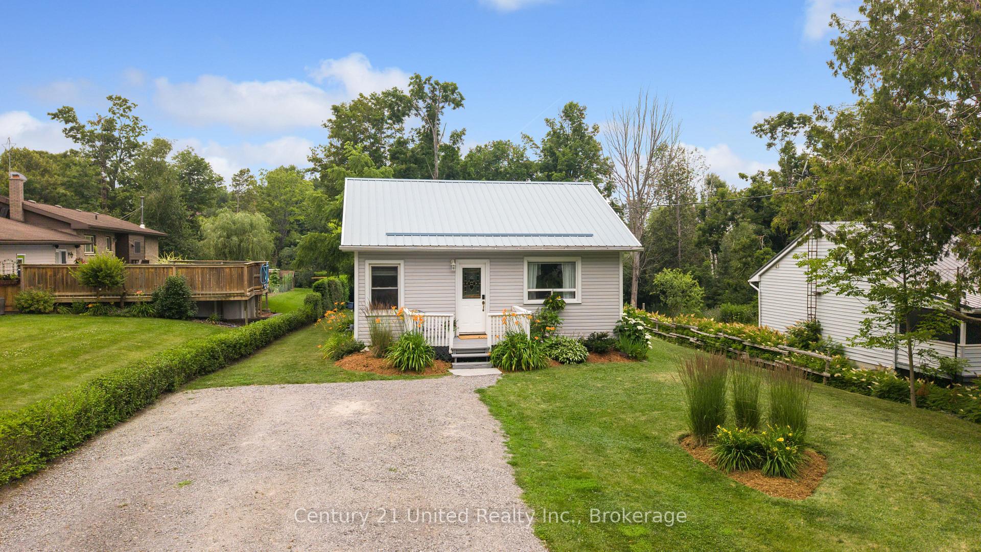 Photo 2 of 2258 Preston Road, Cavan Monaghan, Cavan Twp — HOMEH