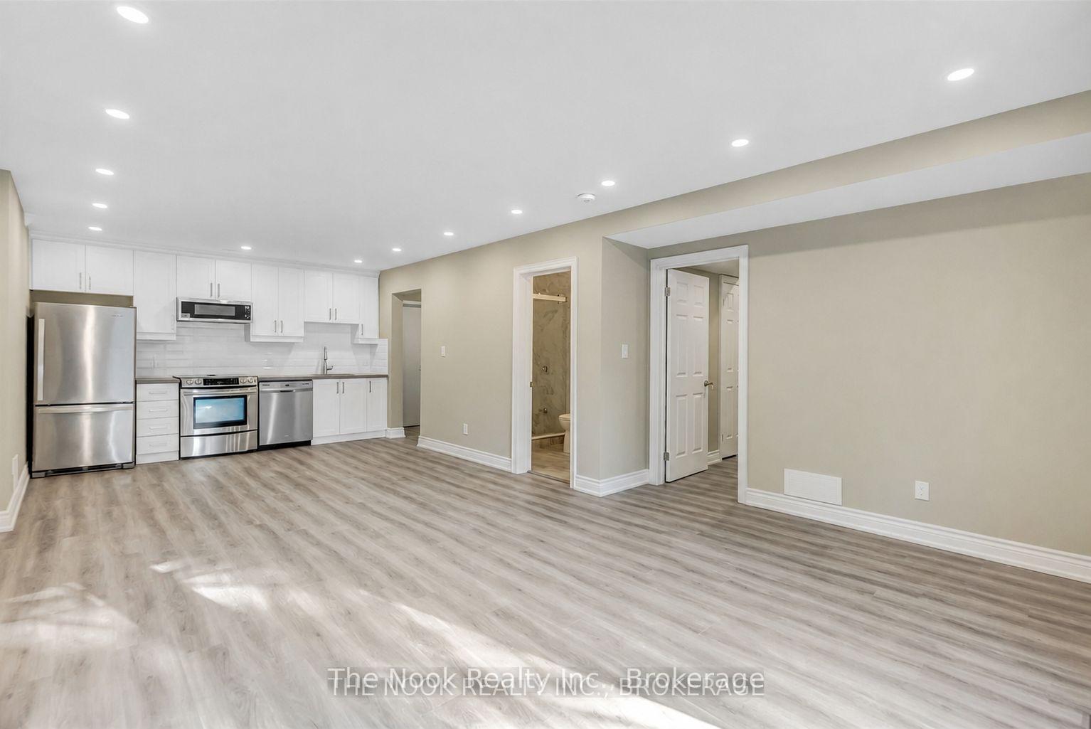 Photo 1 of 138 Huntington Crescent, Clarington, Courtice — HOMEH