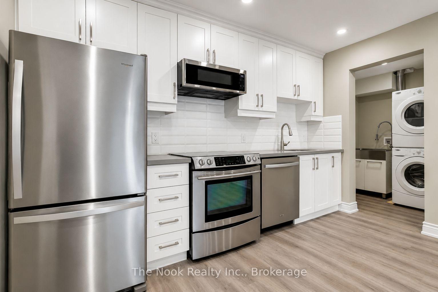 Photo 2 of 138 Huntington Crescent, Clarington, Courtice — HOMEH