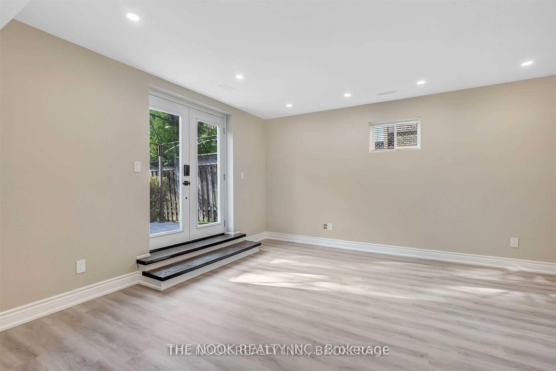 Photo 12 of 138 Huntington Crescent, Clarington, Courtice — HOMEH