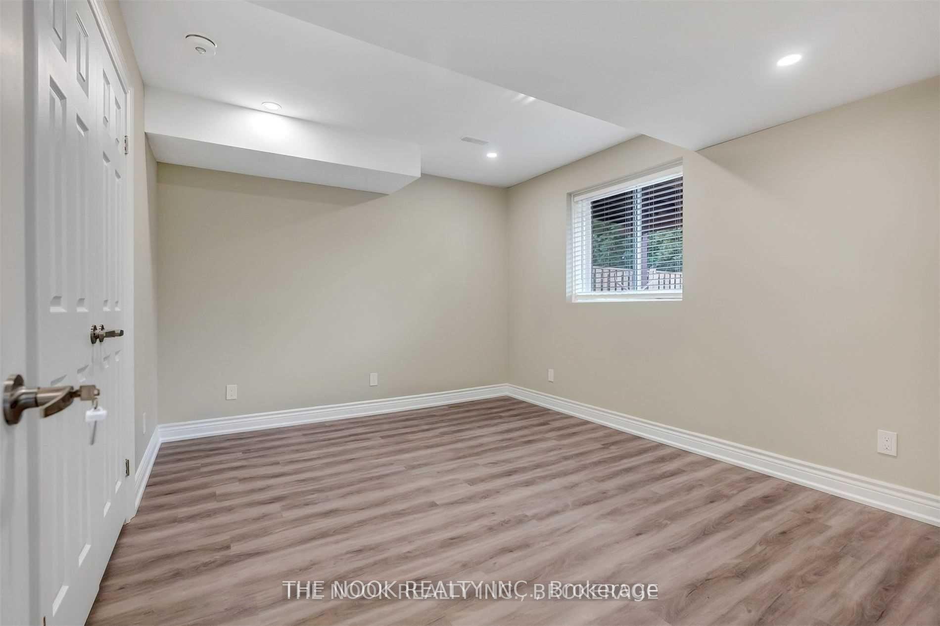 Photo 15 of 138 Huntington Crescent, Clarington, Courtice — HOMEH