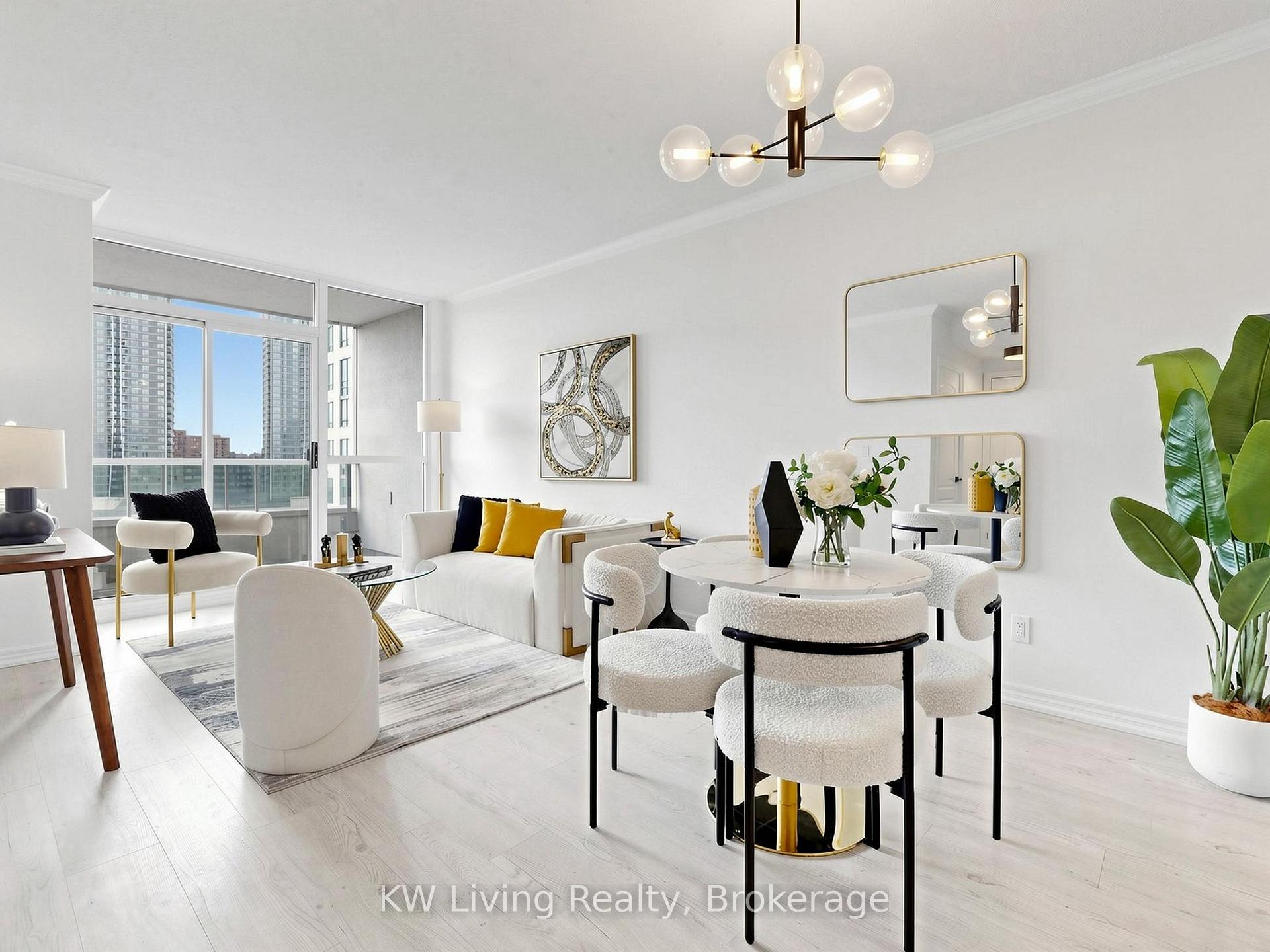 Front of Unit 1010, 100 Promenade Circle
