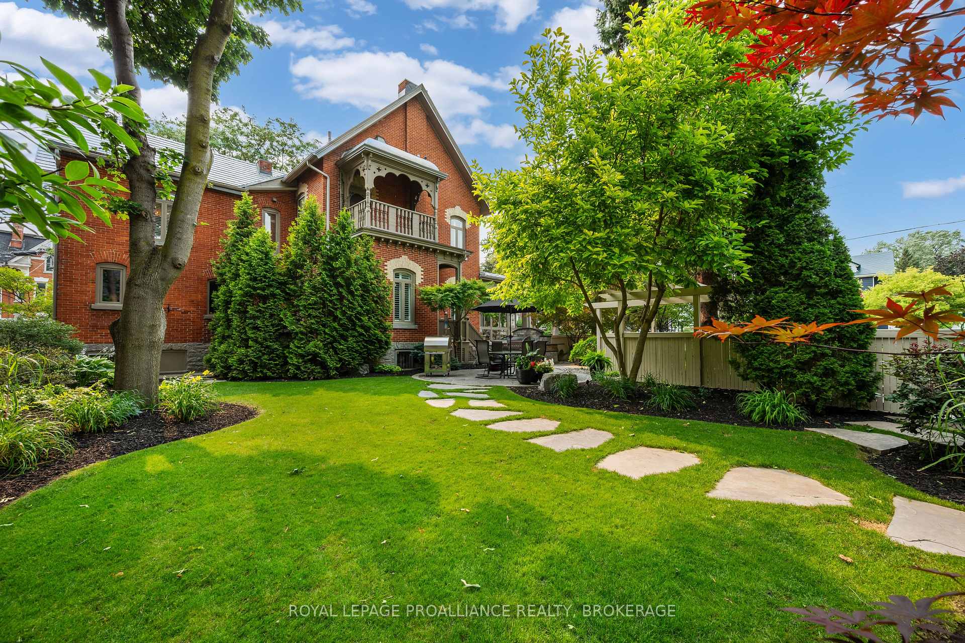 Photo 6 of 115 Bridge Street E, Belleville, Belleville Ward — HOMEH