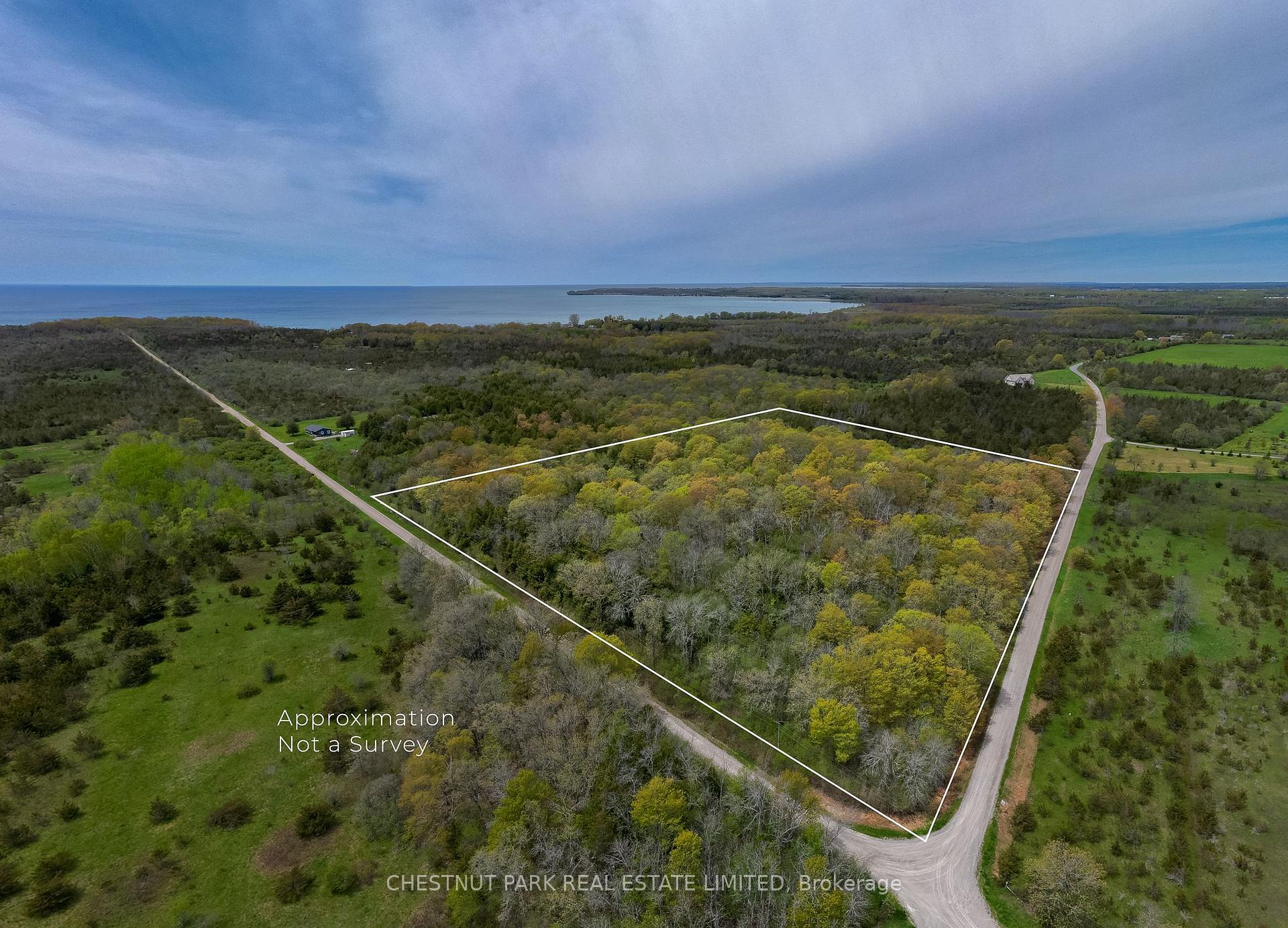 Photo 3 of 206 Simpson Road, Prince Edward County, Athol Ward — HOMEH