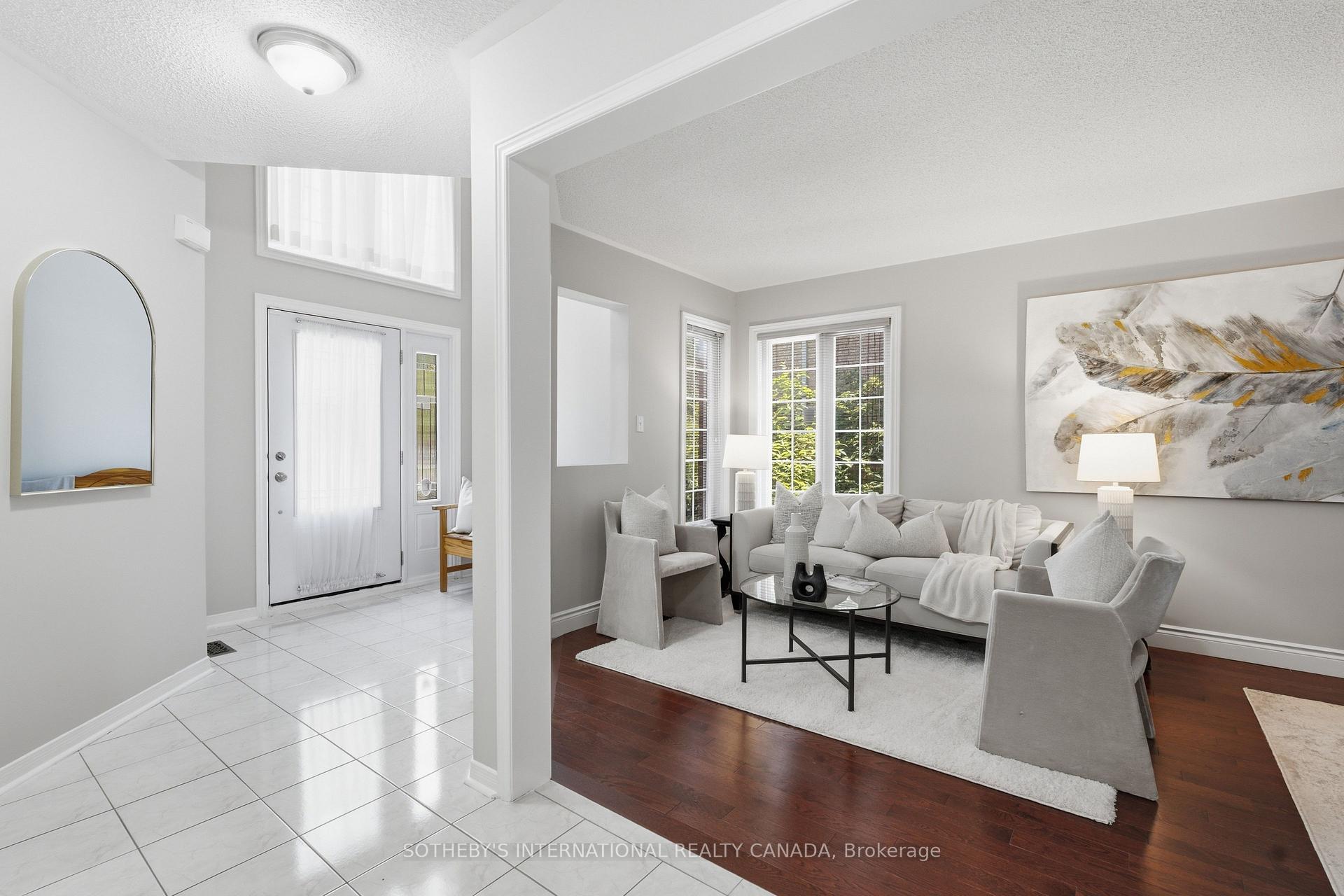 Photo 9 of 5550 Middleport Crescent N, Mississauga, Hurontario — HOMEH