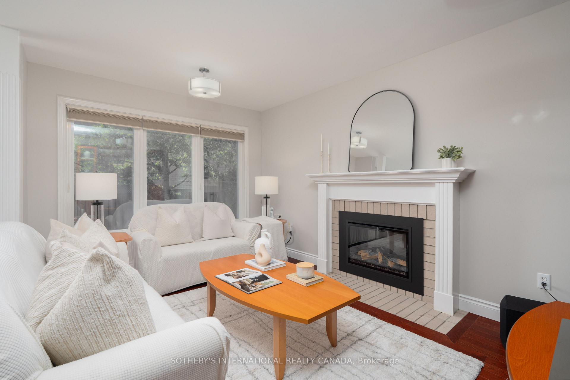 Photo 18 of 5550 Middleport Crescent N, Mississauga, Hurontario — HOMEH