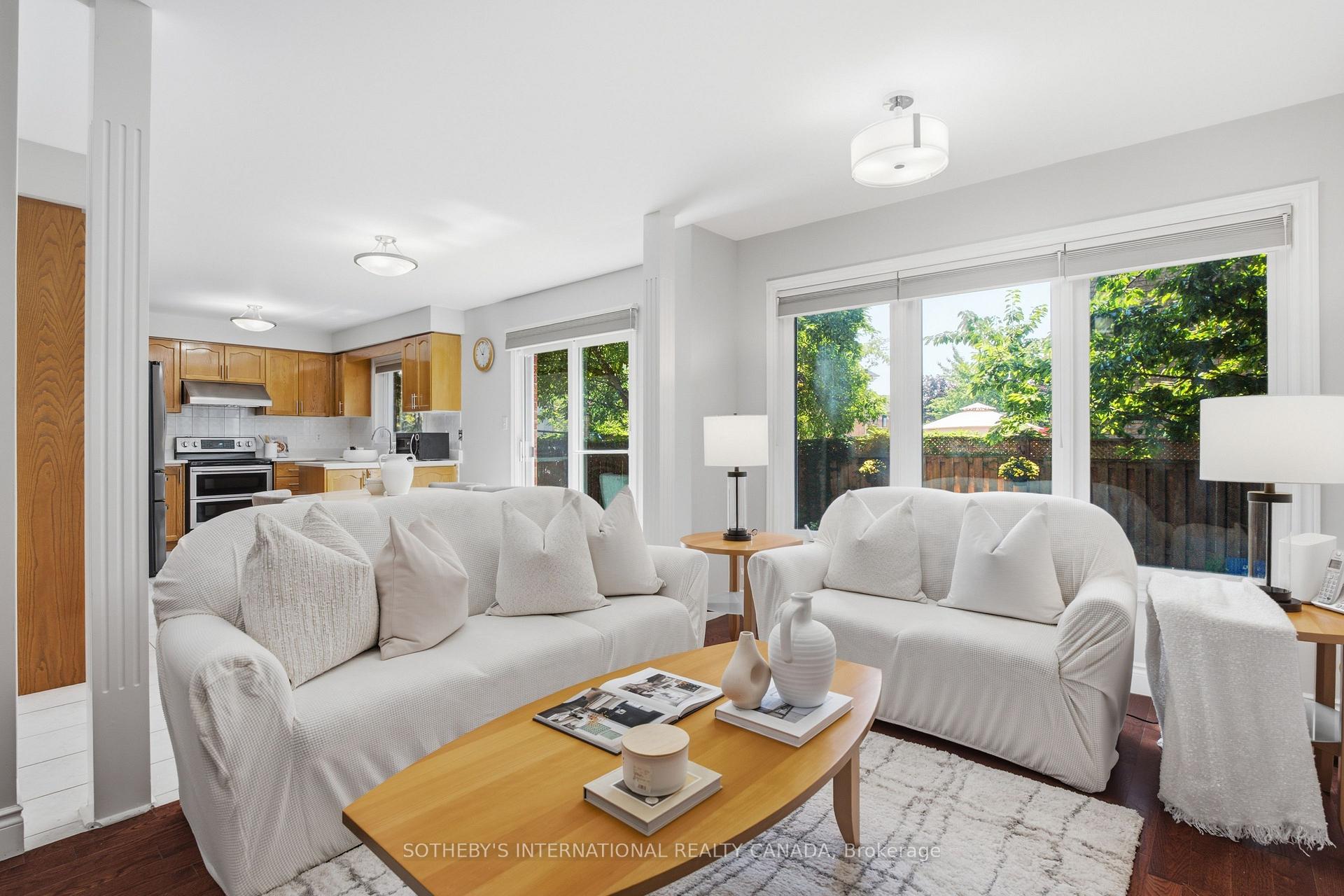 Photo 19 of 5550 Middleport Crescent N, Mississauga, Hurontario — HOMEH