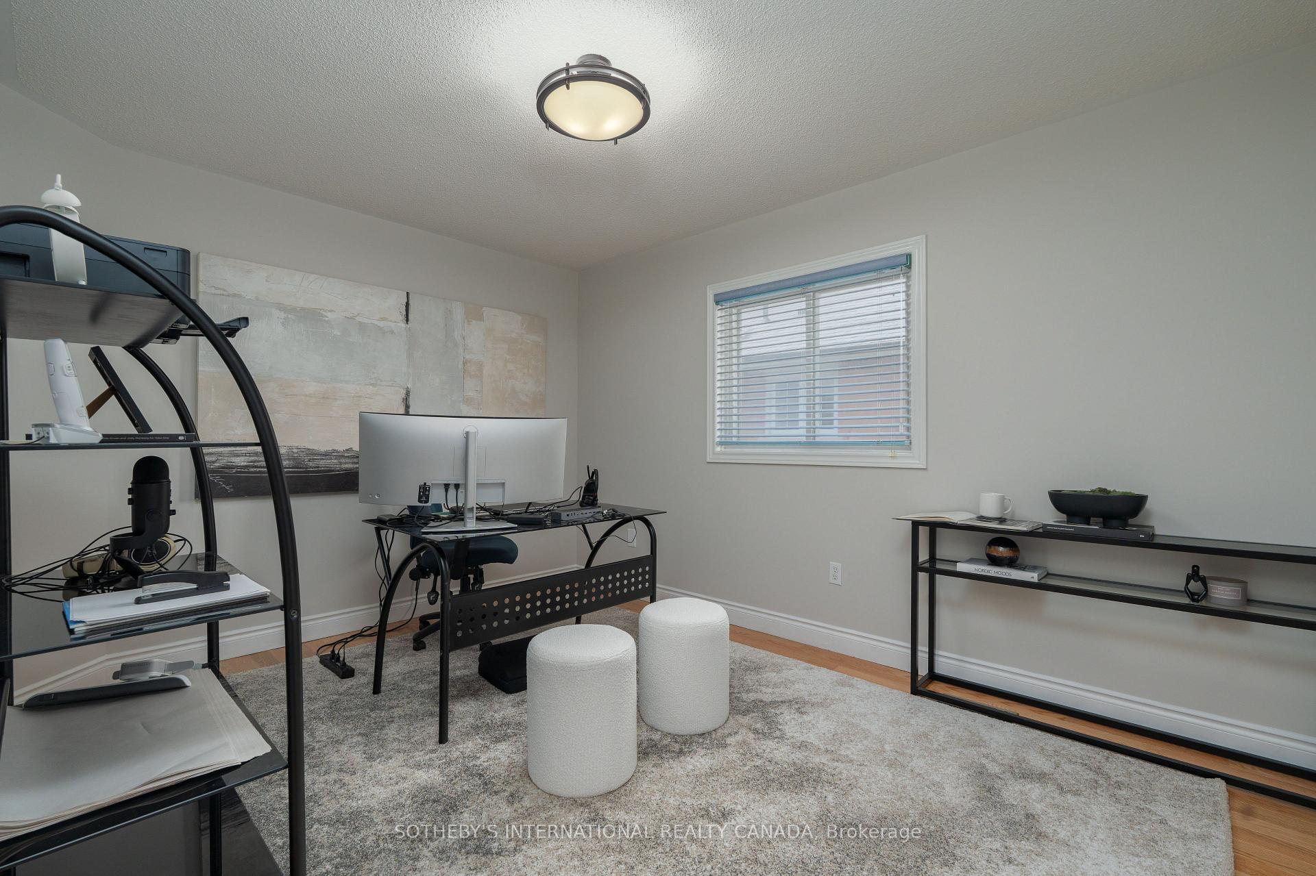Photo 36 of 5550 Middleport Crescent N, Mississauga, Hurontario — HOMEH