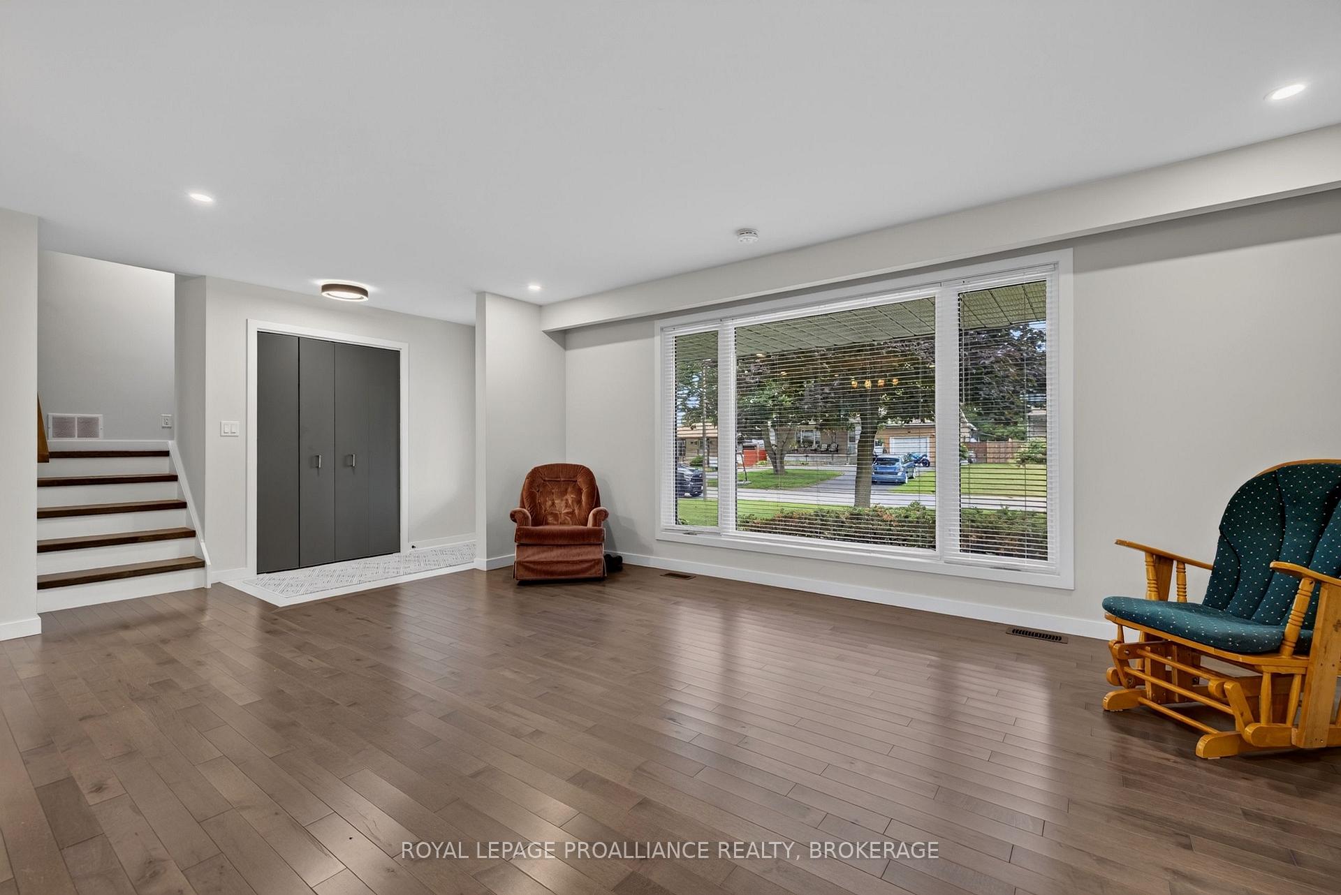 Photo 11 of 682 Carnaby Street, Kingston, South of Taylor-Kidd Blvd — HOMEH